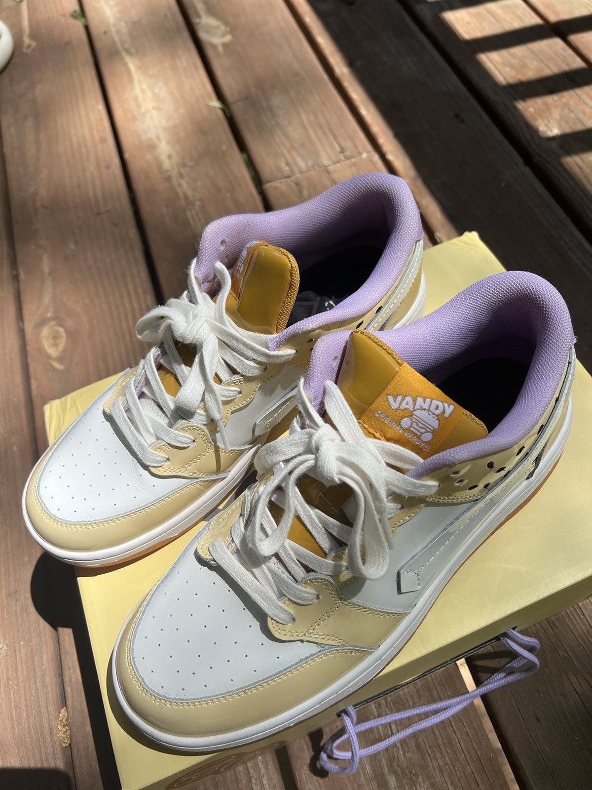 Vandy The Pink Vandy the Pink Rice Burger Shoe Size US 11 / EU 44 - 4 Thumbnail