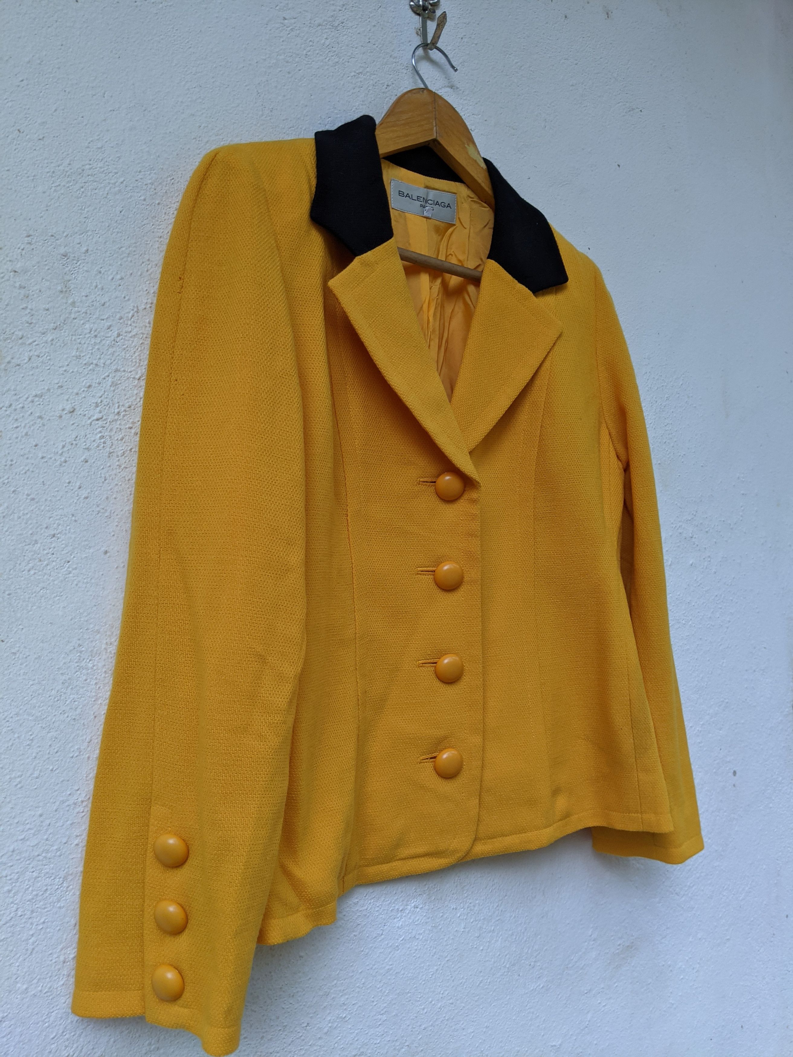Balenciaga BALENCIAGA JACKET BUTTON DOWN Size US M / EU 48-50 / 2 - 9 Thumbnail