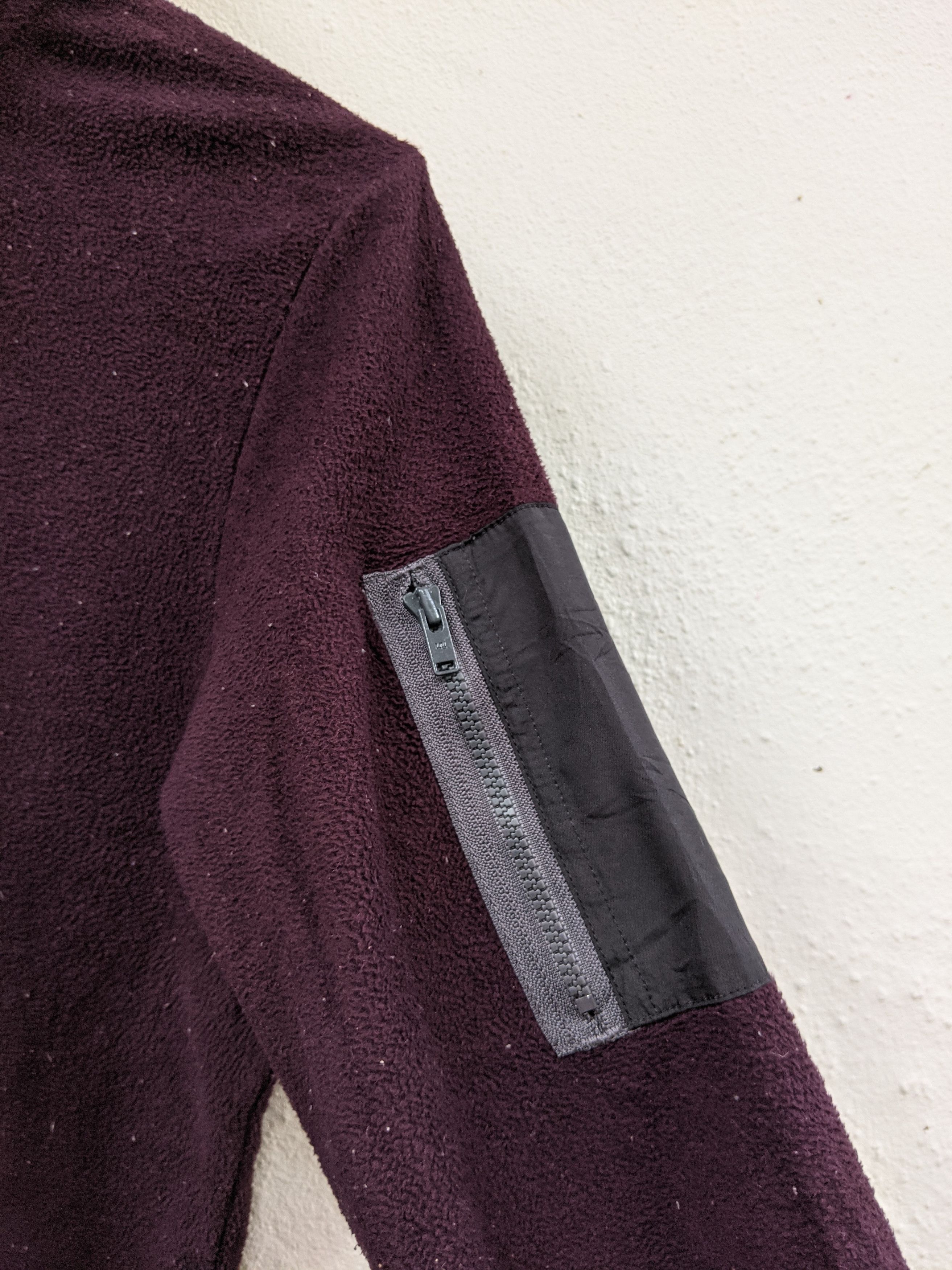 Undercover × Uniqlo UNIQLO UNDERCOVER HOODIE SWEATER Size US L / EU 52-54 / 3 - 4 Thumbnail