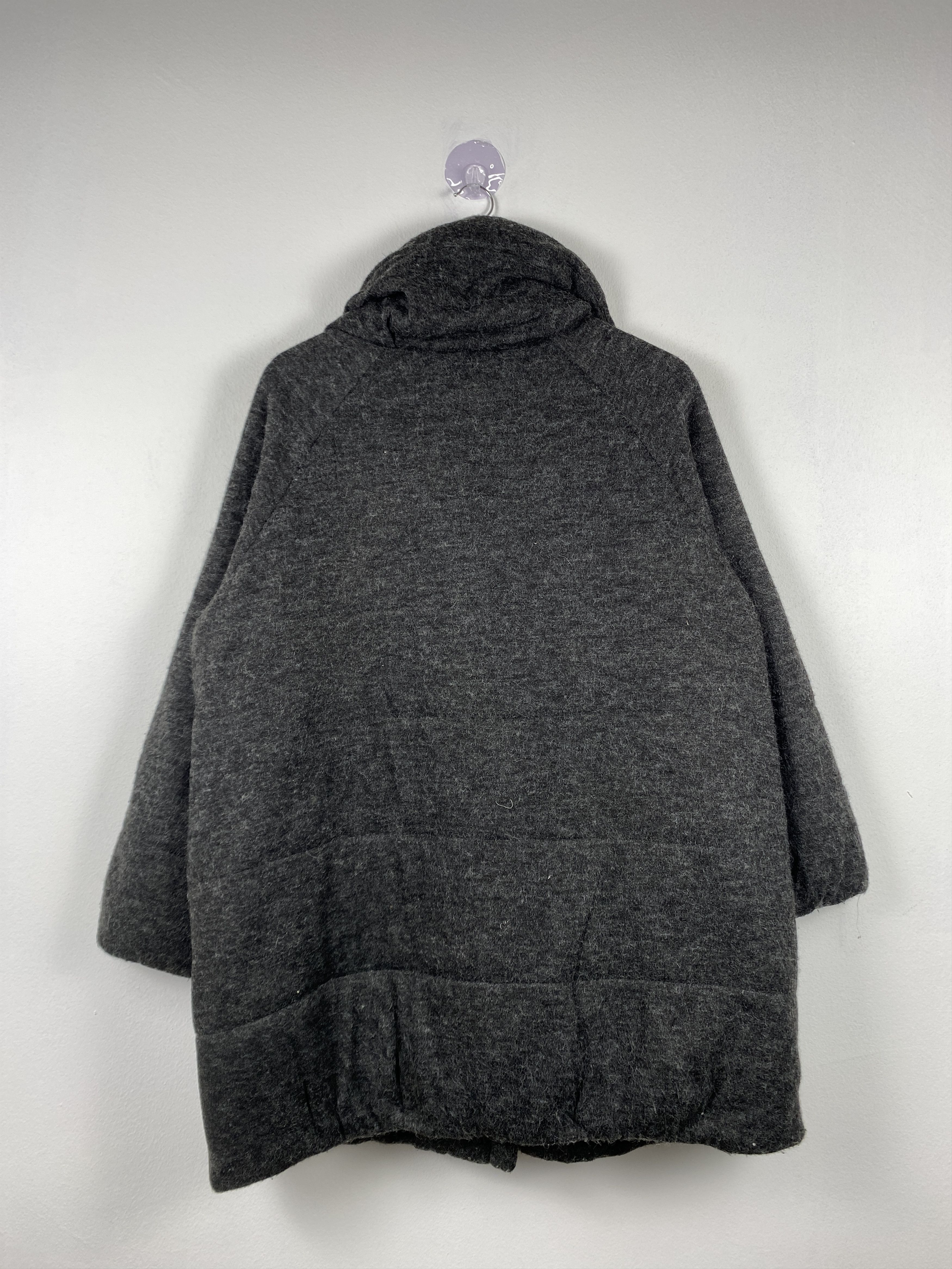 Japanese Brand Vintage Japanese Brand Puffer Jacket J1267 Size US M / EU 48-50 / 2 - 6 Thumbnail
