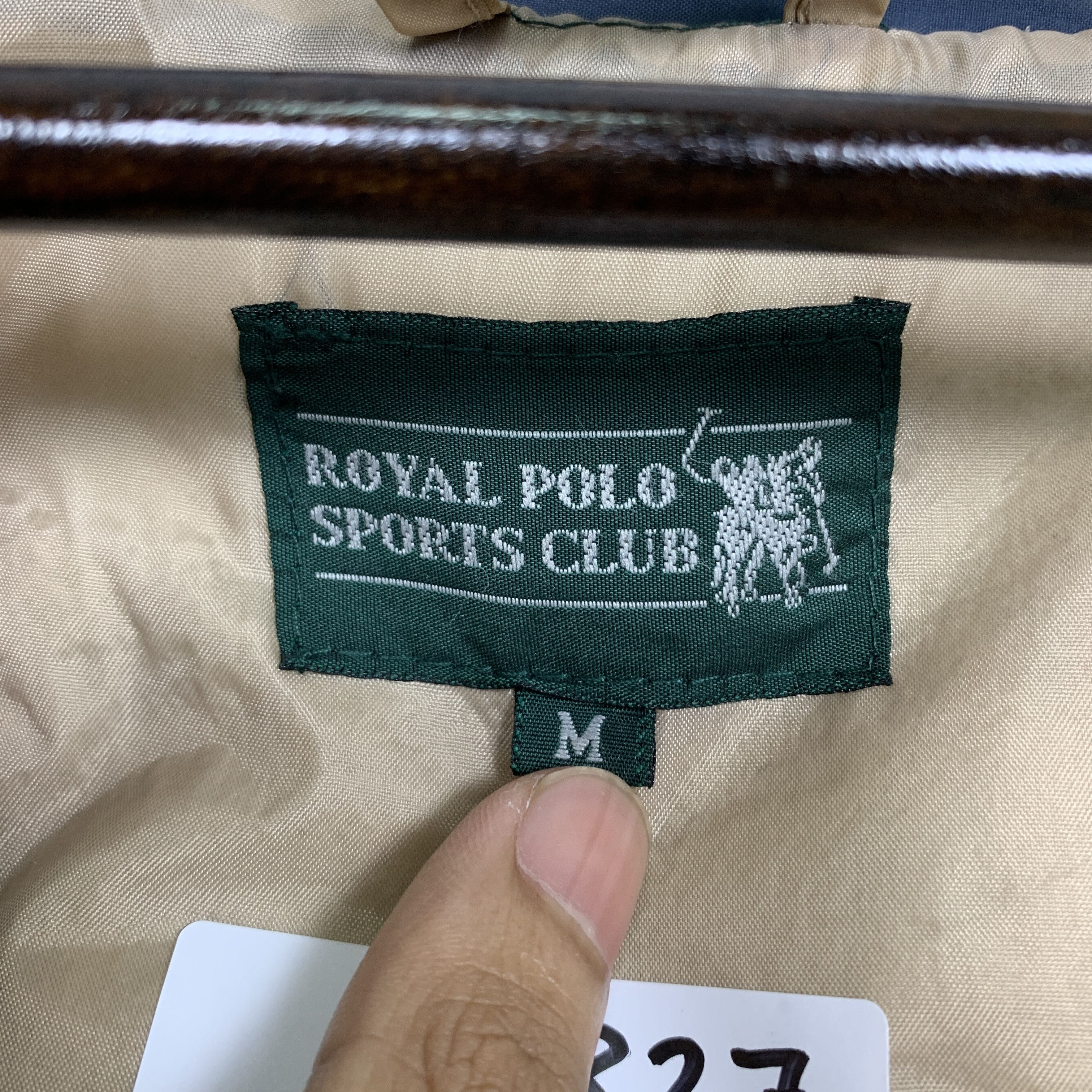 Vintage Vintage Royal Polo Distressed Puffer Zip Up Jacket J0827 Size US M / EU 48-50 / 2 - 20 Thumbnail