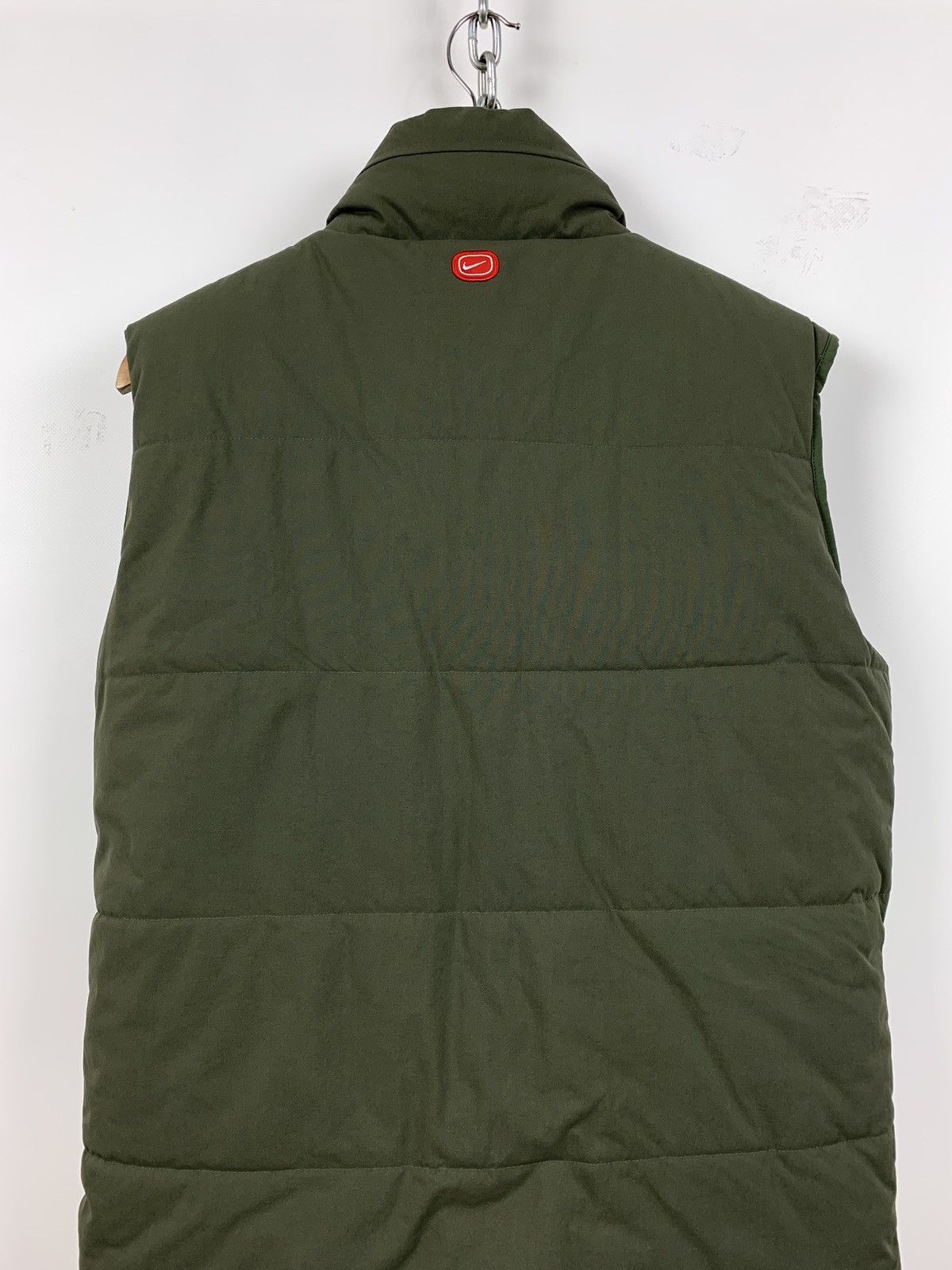Nike 00s Vintage Nike Green Khaki Embroidered Logo Puffer Vest Size US S / EU 44-46 / 1 - 11 Thumbnail