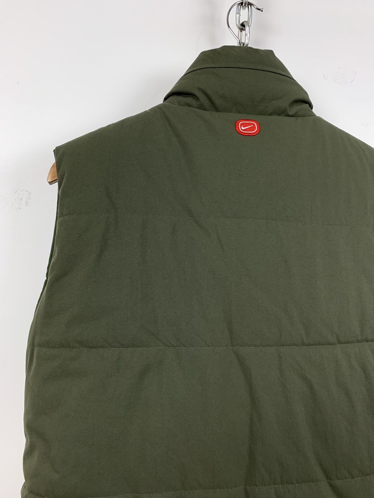 Nike 00s Vintage Nike Green Khaki Embroidered Logo Puffer Vest Size US S / EU 44-46 / 1 - 13 Thumbnail