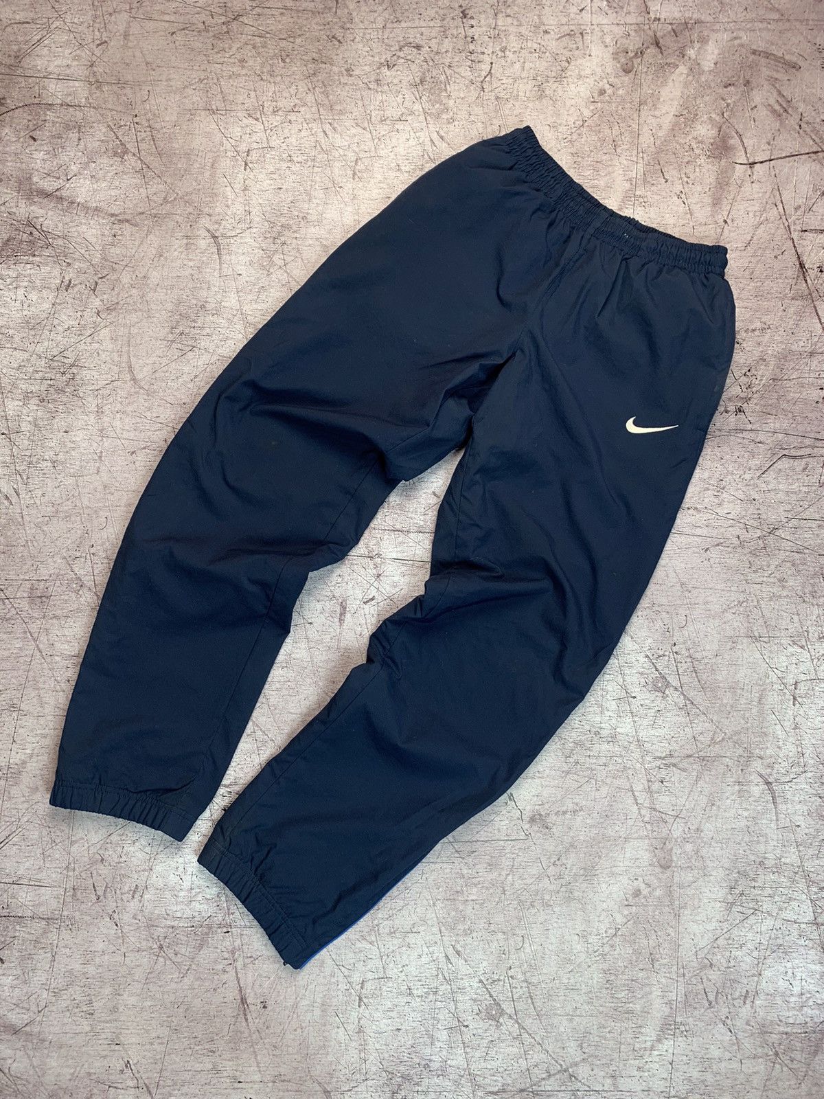 Nike × Vintage Nike Vintage Mens Nylon Pants Drill Style Size US 30 / EU 46 - 1 Thumbnail