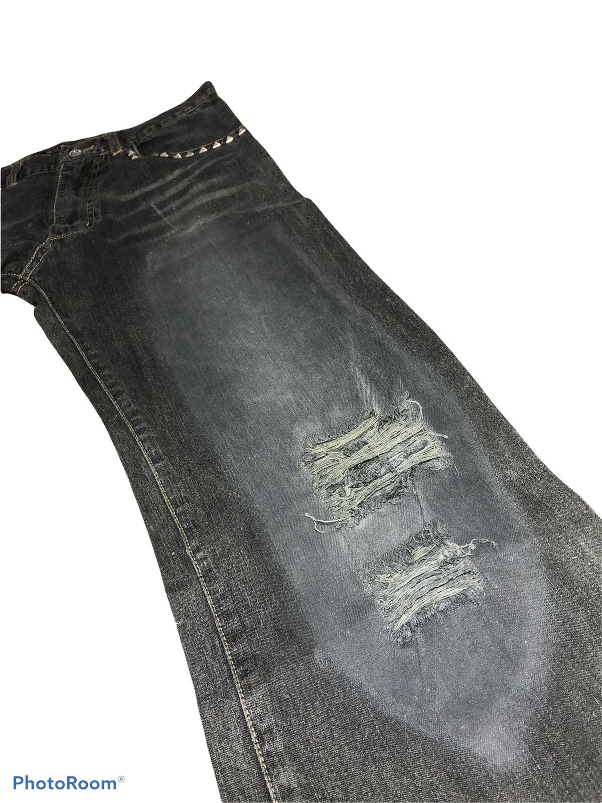 In The Attic × Japanese Brand STUDDED DISTRESSED PAINTED DENIM by In The Attic Size US 30 / EU 46 - 4 Thumbnail