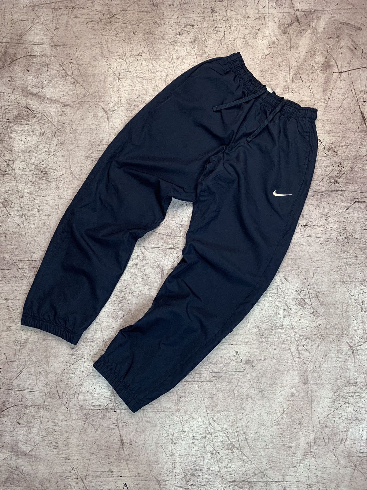 Nike × Vintage Nike Vintage Mens Nylon Pants Drill Y2K Size US 32 / EU 48 - 1 Thumbnail