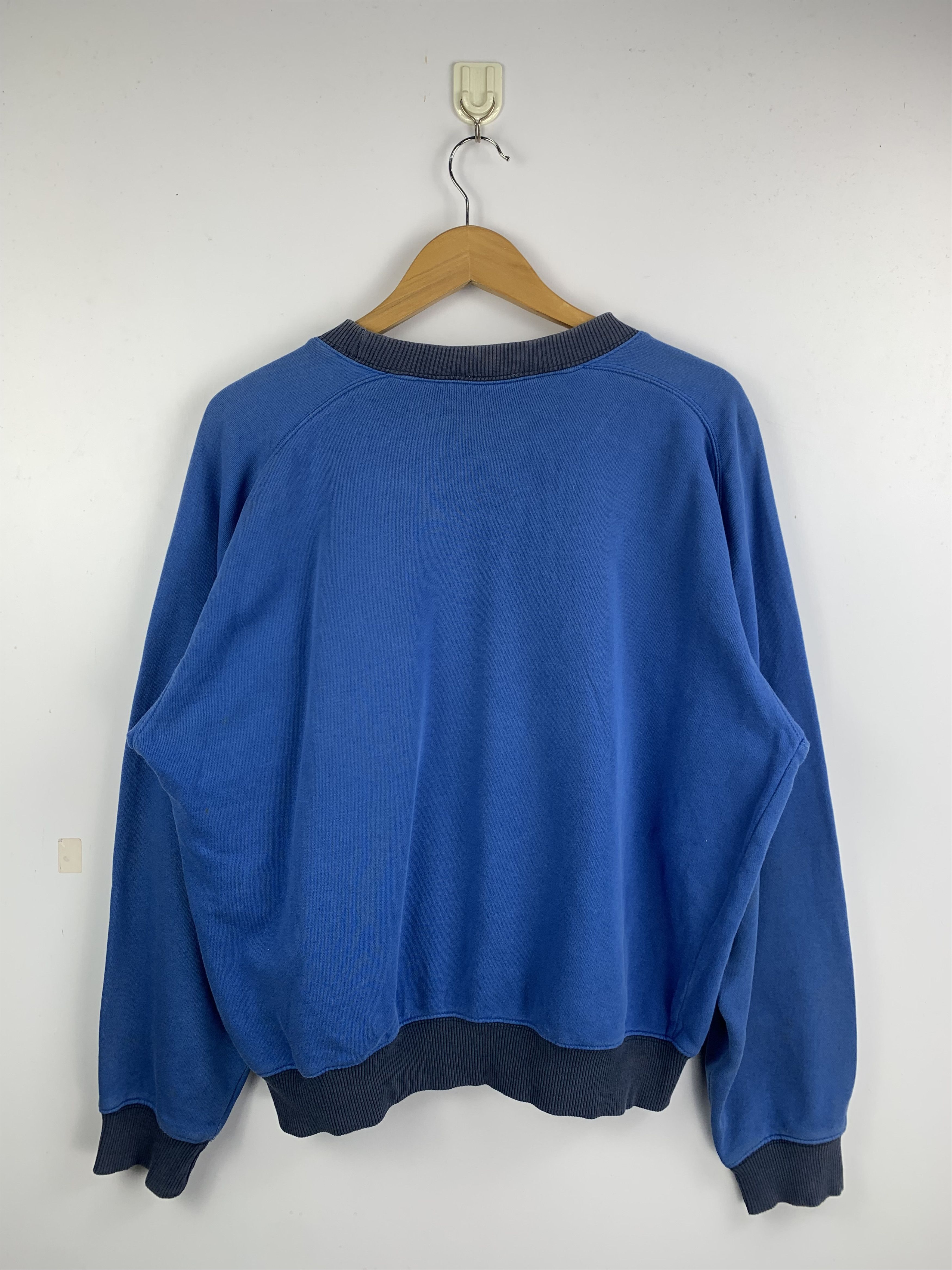 Reebok × Vintage Vintage 90s Reebok Big Logo Crewneck Pullover Sweatshirt Size US L / EU 52-54 / 3 - 3 Thumbnail