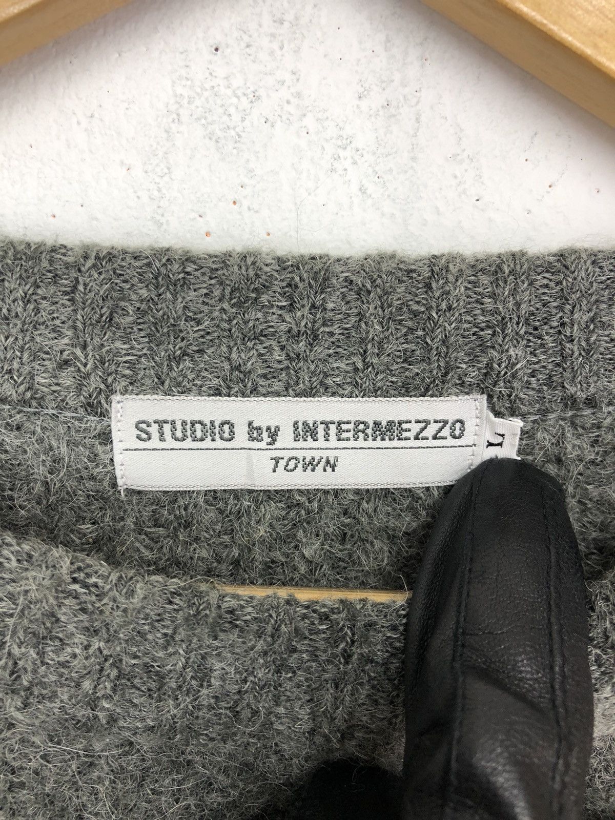 Japanese Brand Vintage Studio By Intermezzo Town Wool Knit Sweater Size US L / EU 52-54 / 3 - 10 Thumbnail
