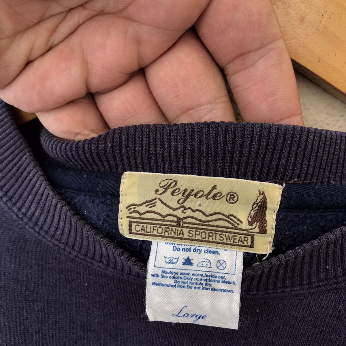 Japanese Brand VINTAGE PEYOTE CALIFORNIA SPORTSWEAR BIG LOGO Size US L / EU 52-54 / 3 - 8 Thumbnail