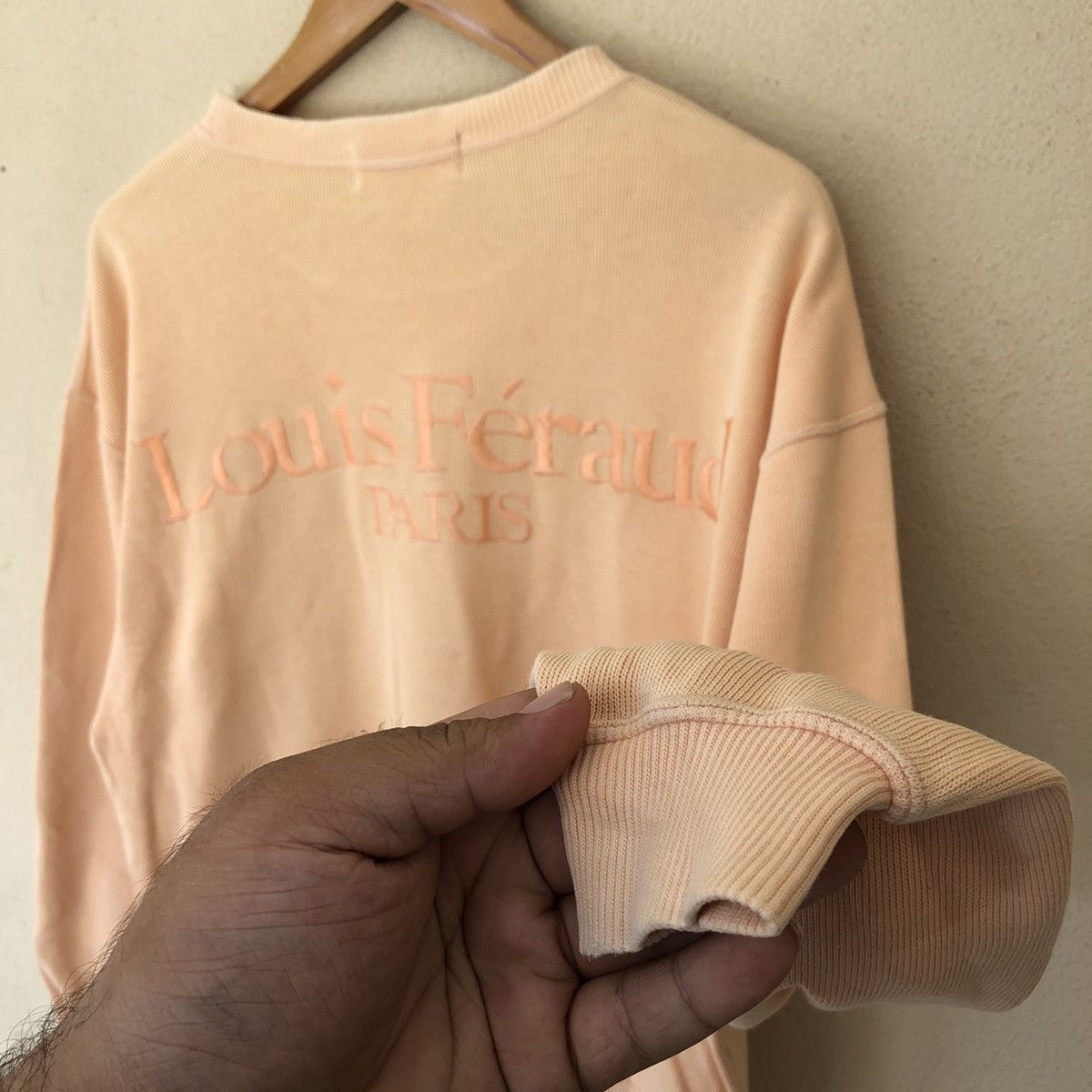 Japanese Brand VINTAGE LOUIS FERAUD PARIS SWEATSHIRT BIG LOGO EMBROIDERED Size US M / EU 48-50 / 2 - 4 Thumbnail