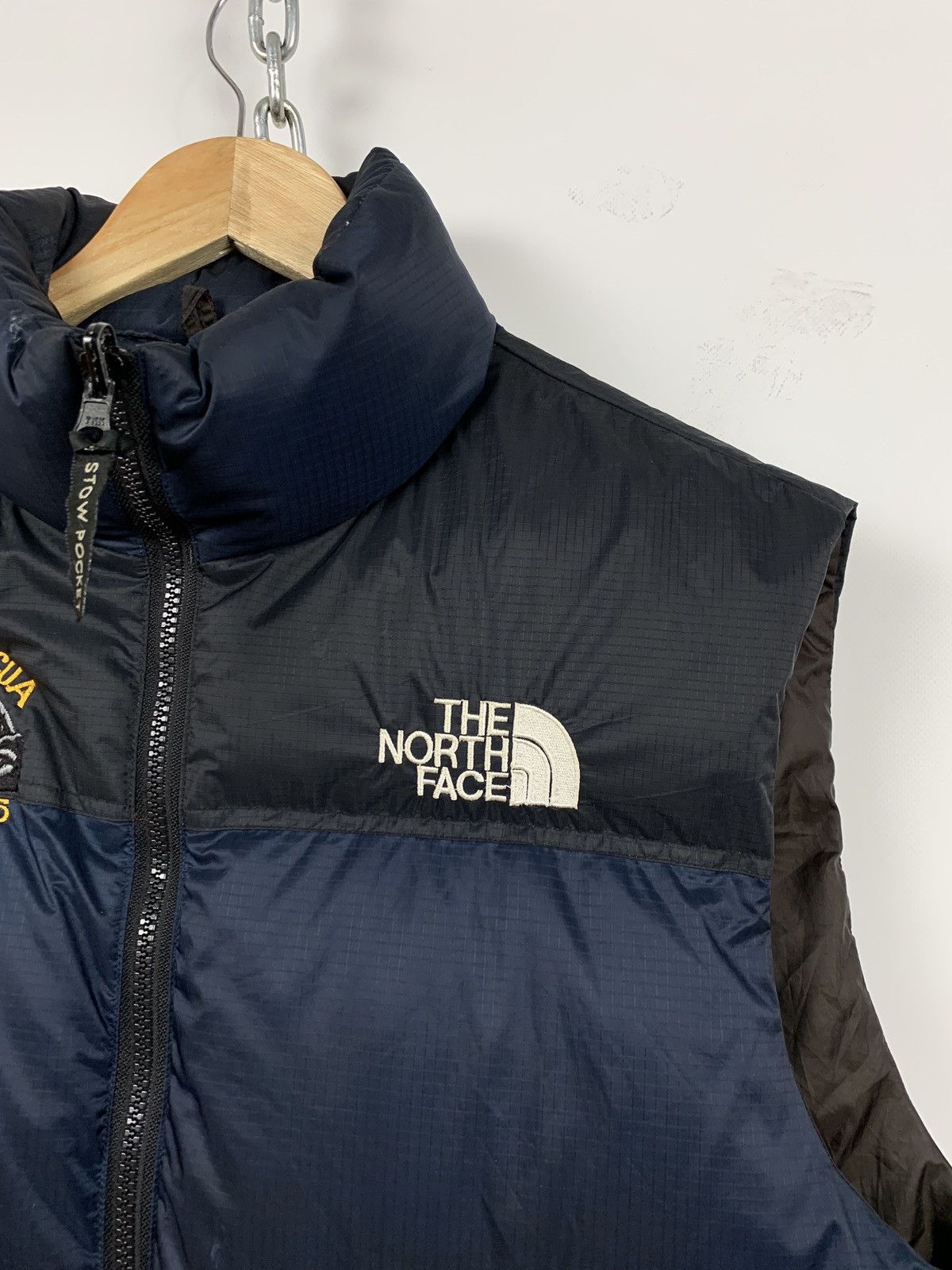 The North Face Vintage The North Face 700 Aconcagua Goose Down Puffer Vest Size US L / EU 52-54 / 3 - 8 Thumbnail