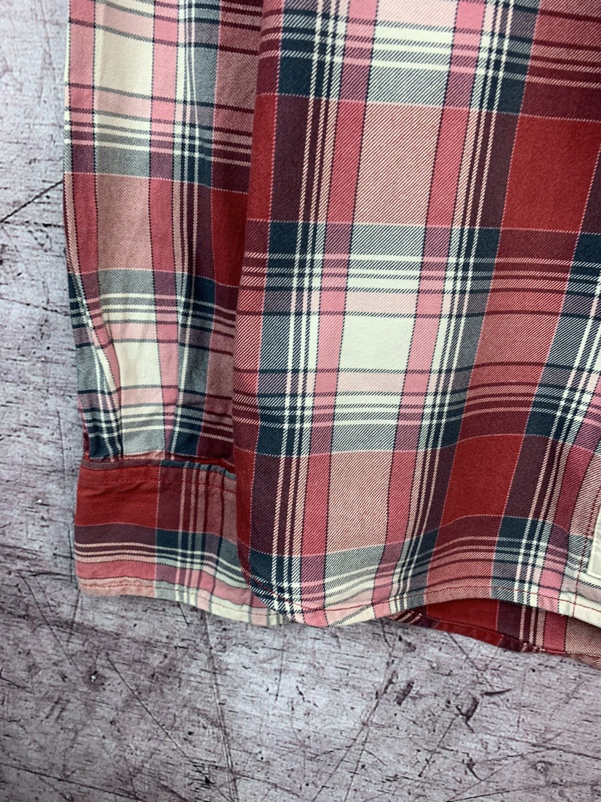 Flannel × Superdry × Vintage Vintage Superdry Flannel Plaid Pocket Shirt Travis style Size US S / EU 44-46 / 1 - 3 Thumbnail