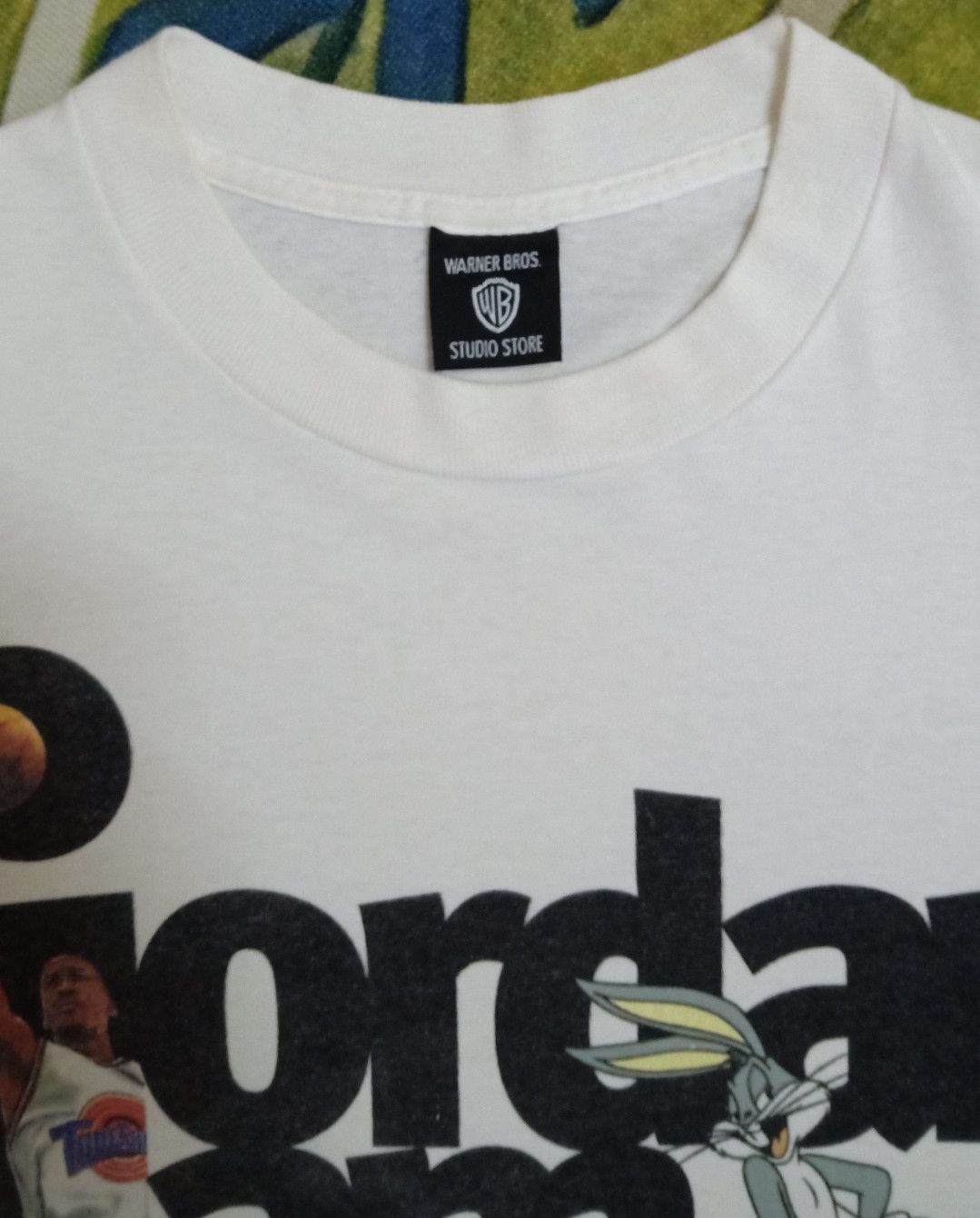Jordan Brand × Vintage × Warner Bros Vintage 90s Space Jam : Michael Jordan x Bugs Bunny T-shirt Size US L / EU 52-54 / 3 - 8 Thumbnail