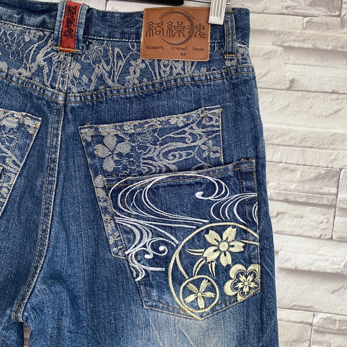 Karakuri Tamashii Karakuri Tamashii Denim Embroidery Jeans Multipocket Size US 31 - 14 Thumbnail