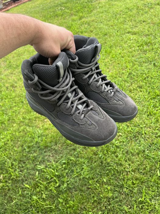 Yeezy clearance boot graphite