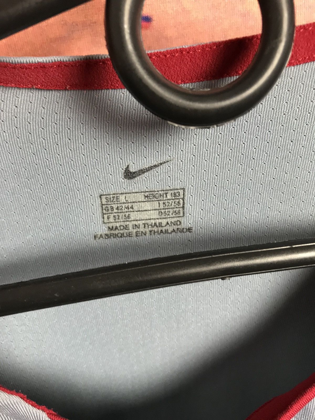 Vintage Vintage Nike Croatia soccer jersey Size US L / EU 52-54 / 3 - 7 Thumbnail