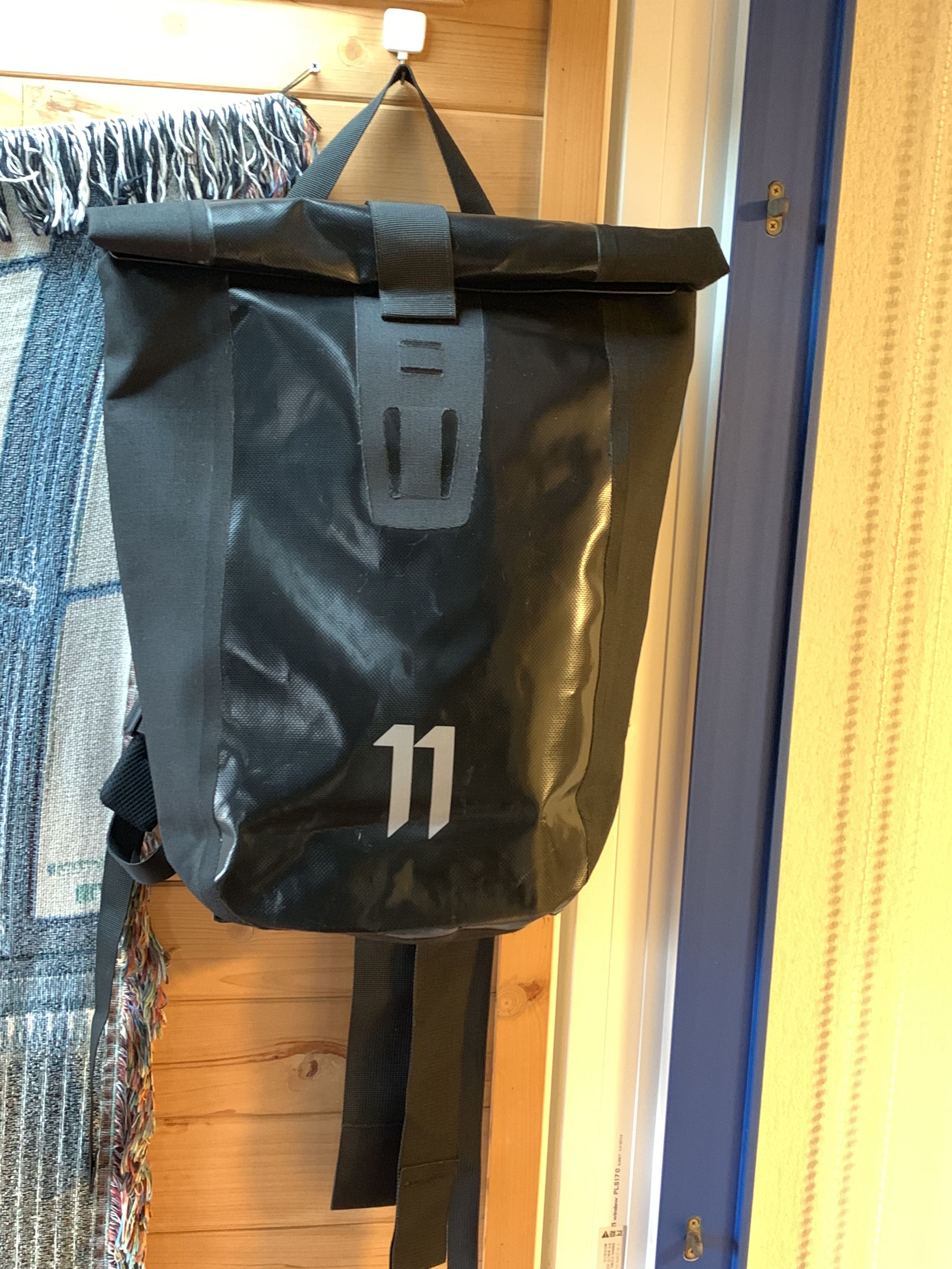 11 By Boris Bidjan Saberi Black Roll-Top Velocity Backpack Size ONE SIZE - 1 Thumbnail