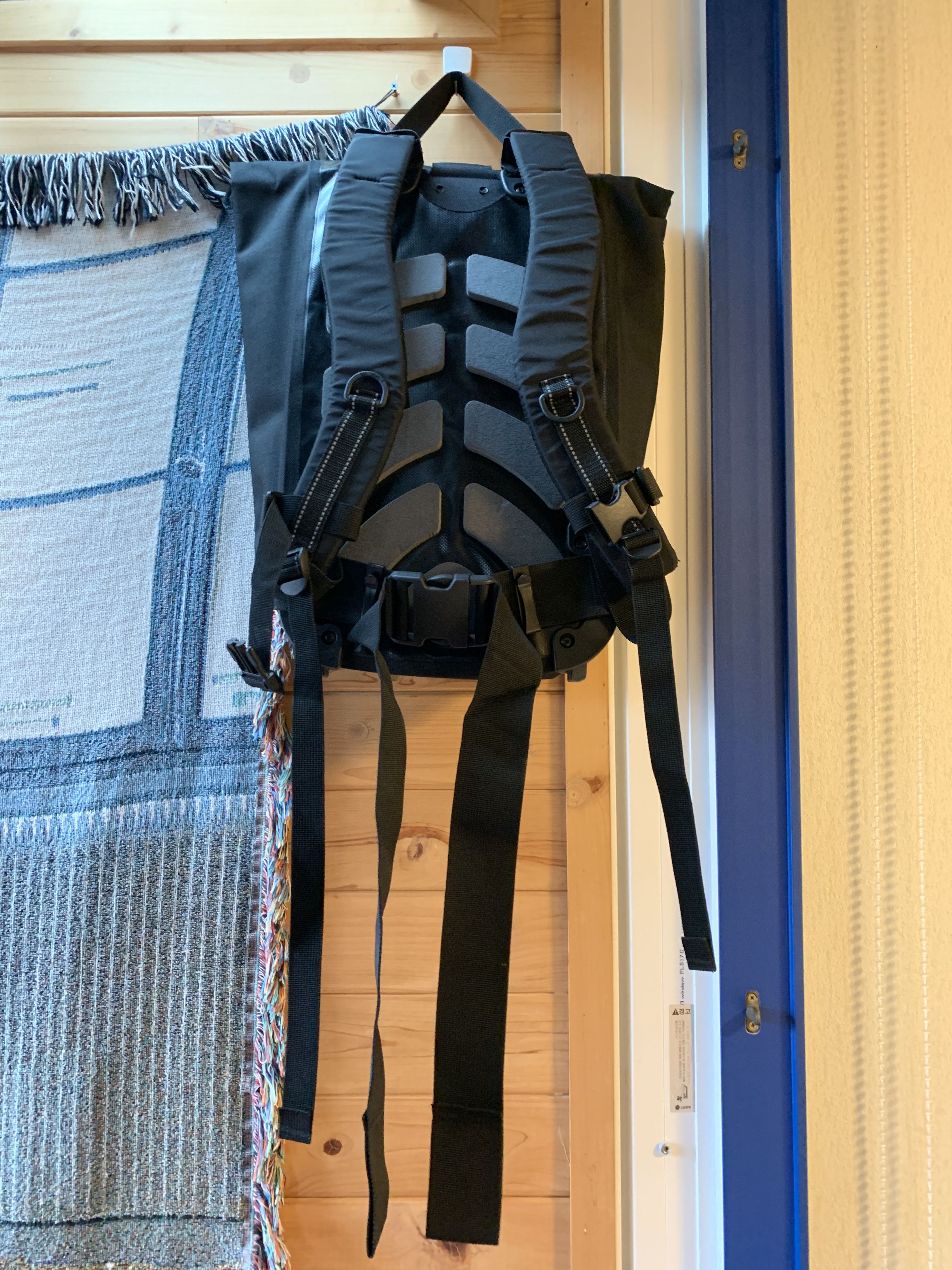 11 By Boris Bidjan Saberi Black Roll-Top Velocity Backpack Size ONE SIZE - 2 Thumbnail