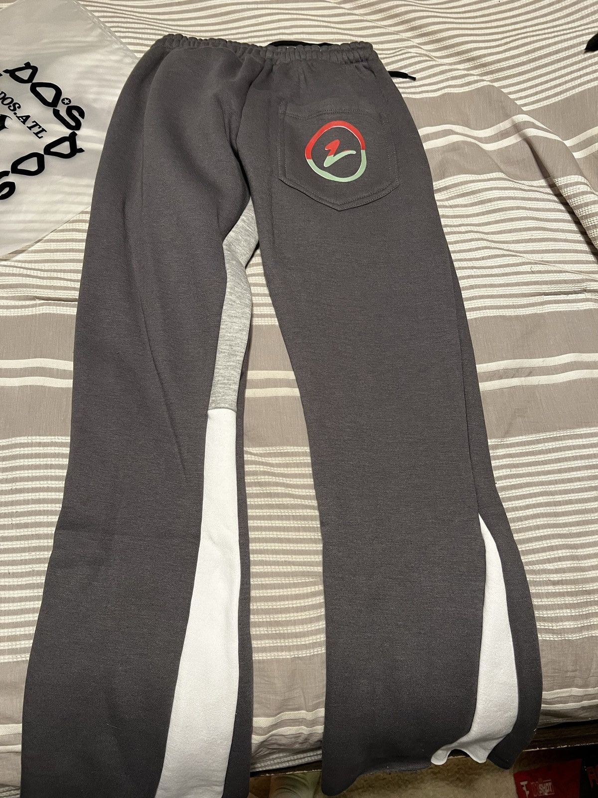 Designer DOS ATL Gray Flared Sweatpants Size US 28 / EU 44 - 2 Thumbnail