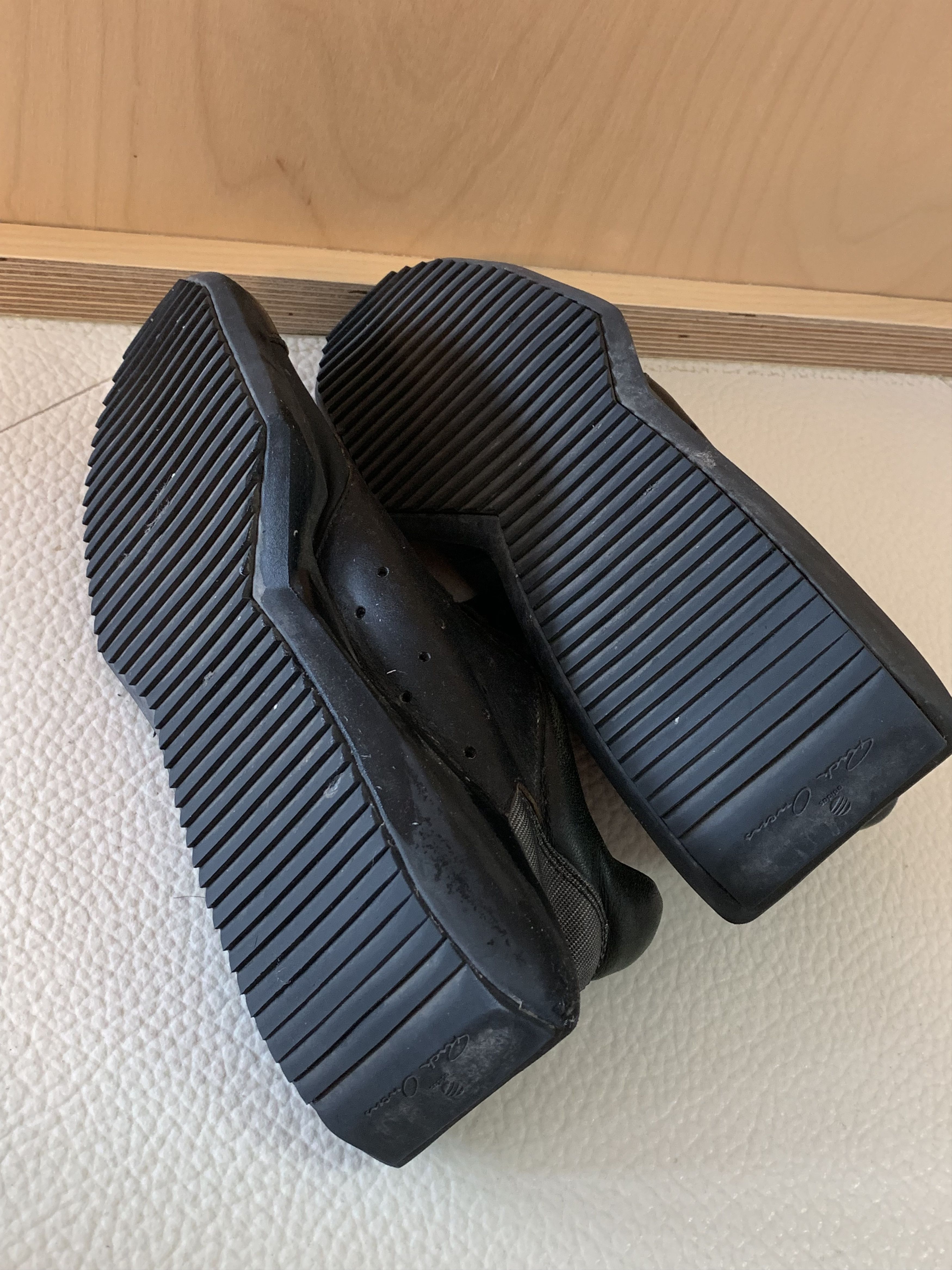 Adidas × Rick Owens Rick Owens x Adidas Tech Runner Triple Black Size US 7.5 / EU 40-41 - 5 Thumbnail