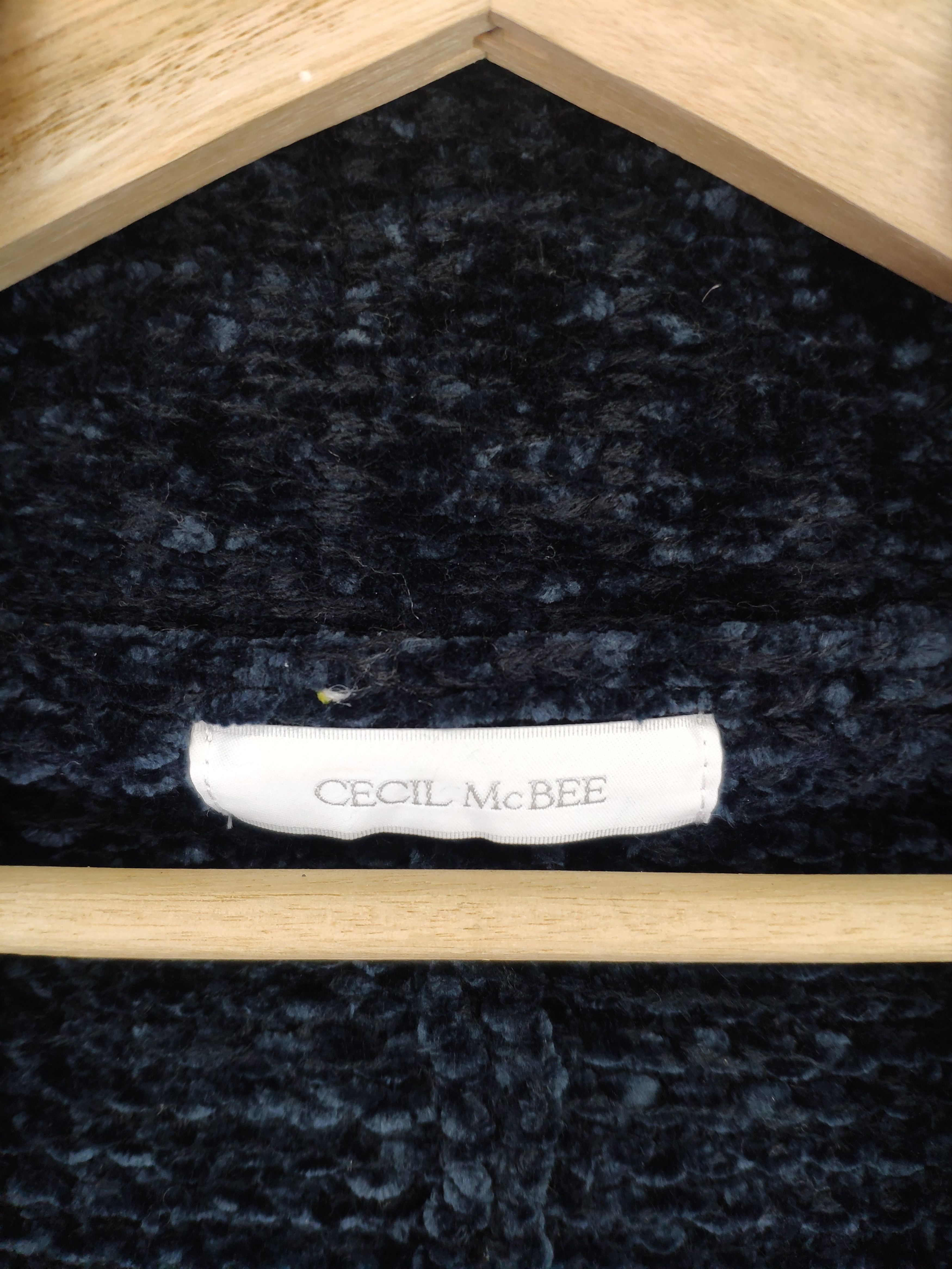 Japanese Brand Steal 💥 Vintage Cecil Mc Bee Knit Cropped Cardigan Size M / US 6-8 / IT 42-44 - 9 Thumbnail