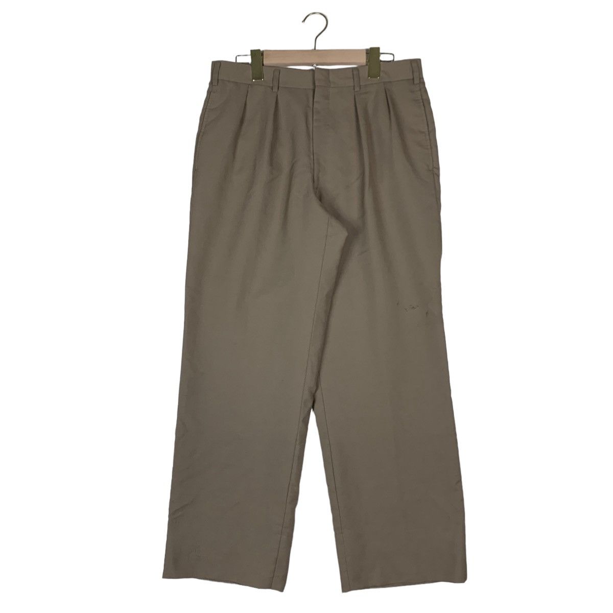 Burberry Vintage Burberrys' Plain Casual Trouser Pants Size US 32 / EU 48 - 1 Thumbnail