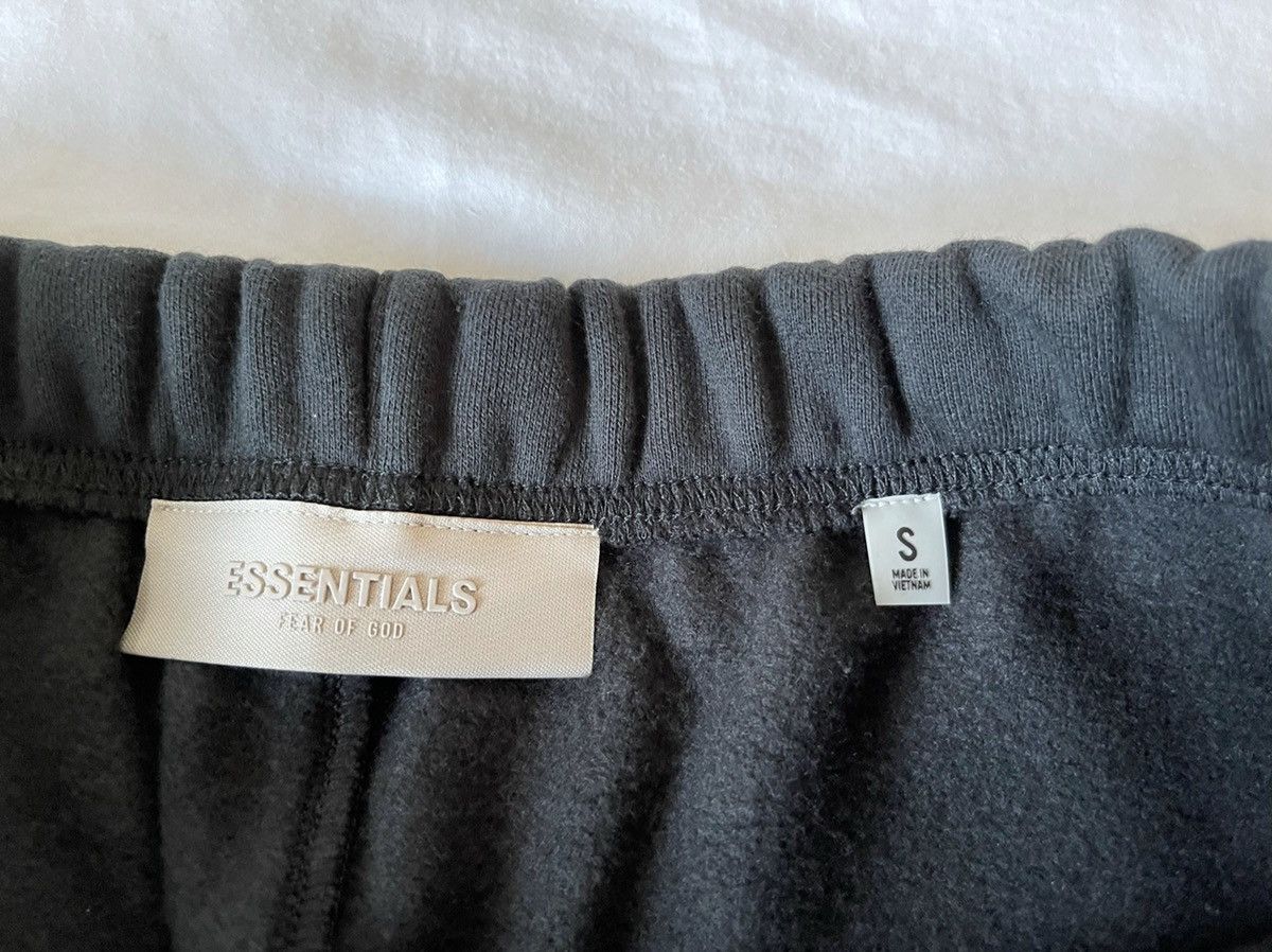 FOG × Fear of God × Pacsun Fog Essentials Fear Of God Stretch Limo Sweat Shorts Sz (S) Size US 30 / EU 46 - 4 Thumbnail