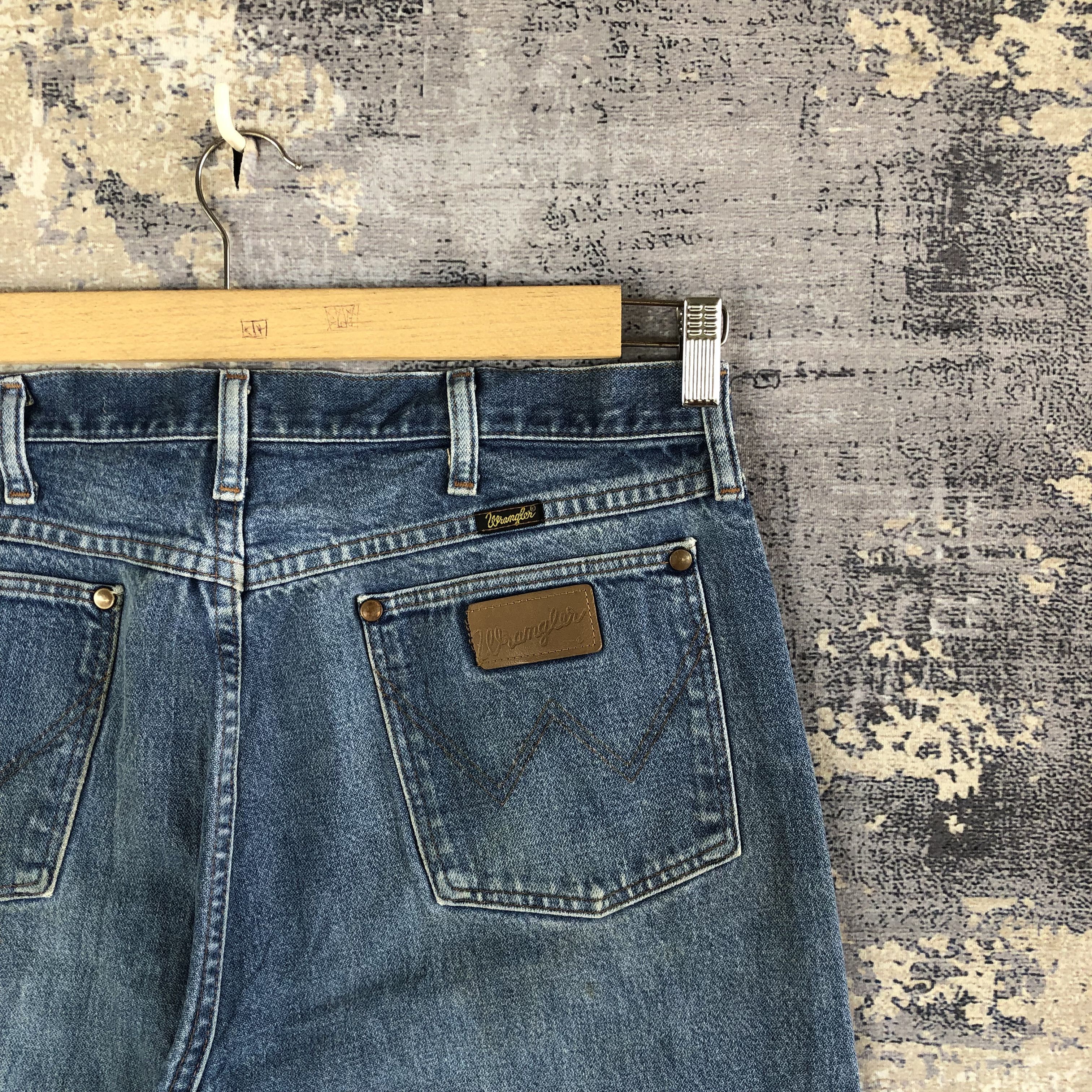Vintage Vintage Wrangler Light Wash Jeans Wrangler Stonewash Denim Size US 36 / EU 52 - 7 Thumbnail
