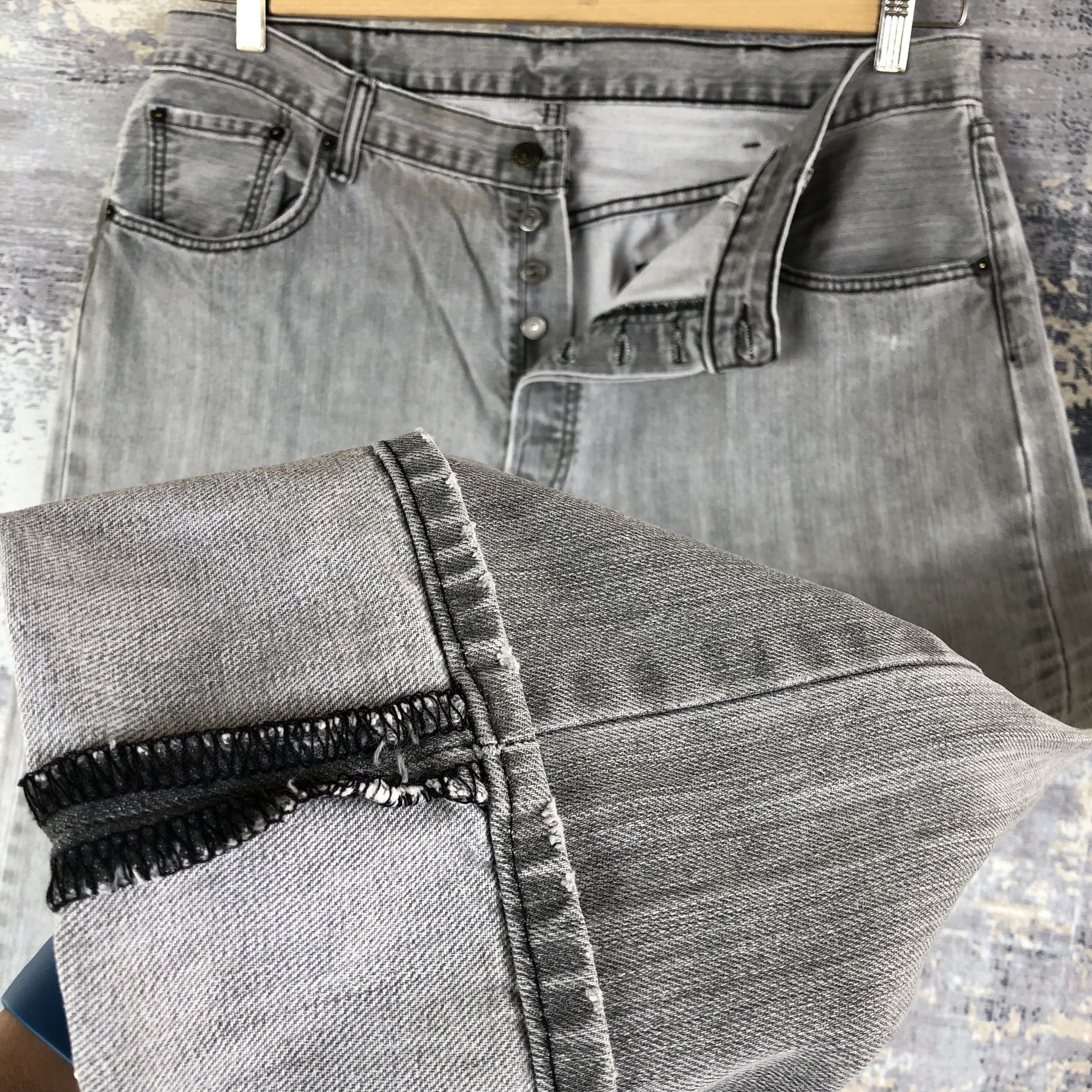 Jean Vintage Levis 501 Jeans Faded Black Levi's Ash Grey Denim Size US 38 / EU 54 - 8 Thumbnail