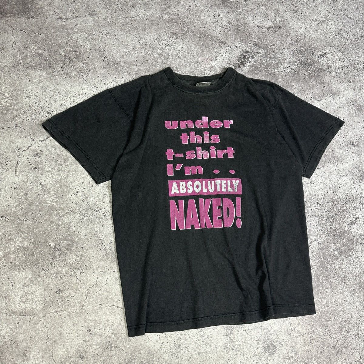 Vintage Vintage 90s Washed Under this Tshirt I’m naked Humor Y2K tee Size US L / EU 52-54 / 3 - 3 Thumbnail