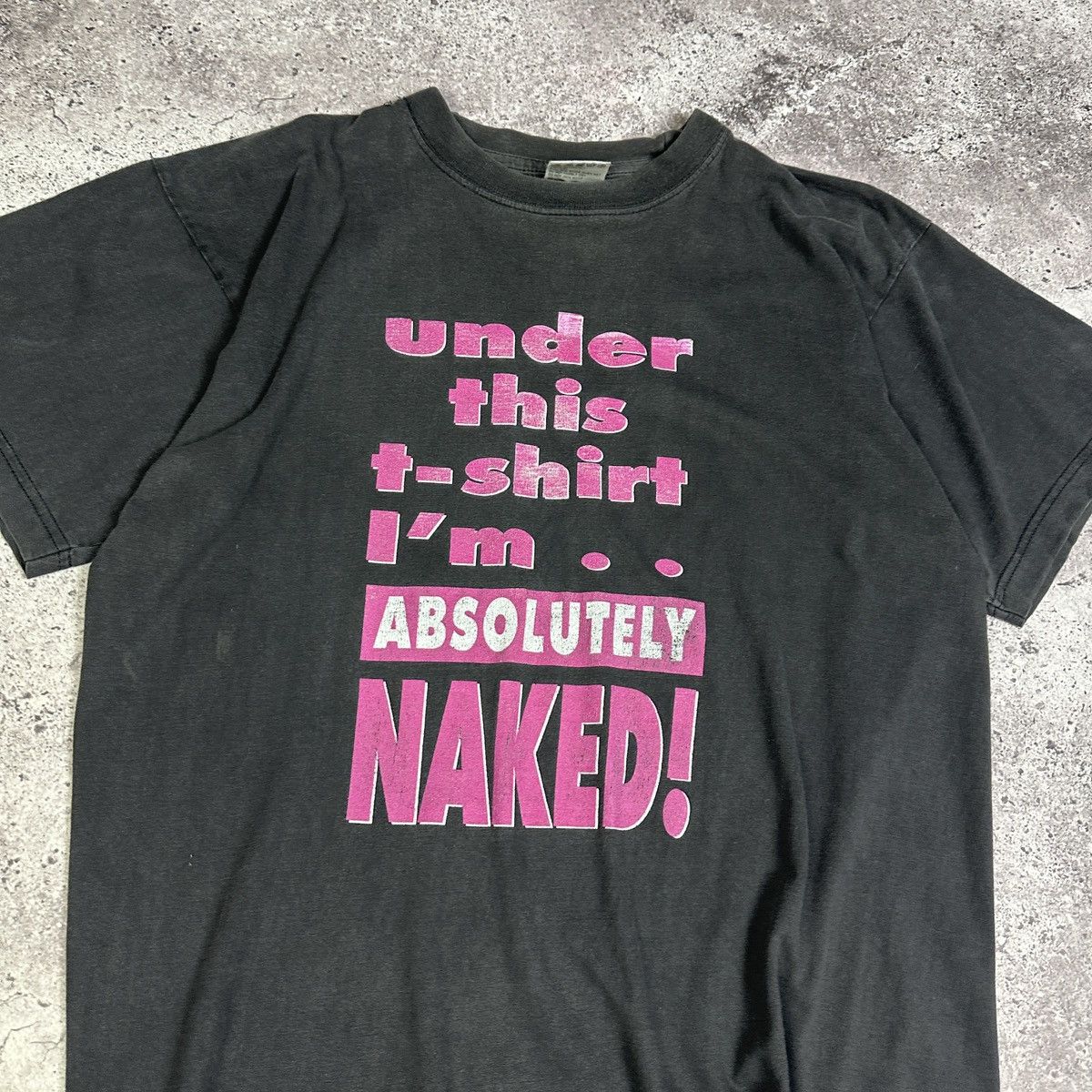Vintage Vintage 90s Washed Under this Tshirt I’m naked Humor Y2K tee Size US L / EU 52-54 / 3 - 4 Thumbnail