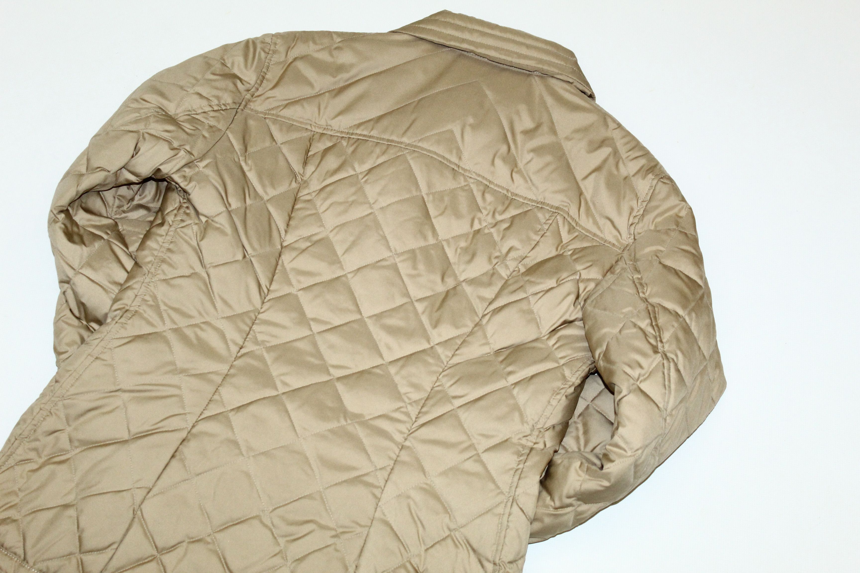 Salvatore Ferragamo 19.70 Genuine wear Real Feather quilted padded jacket Size M / US 6-8 / IT 42-44 - 9 Thumbnail