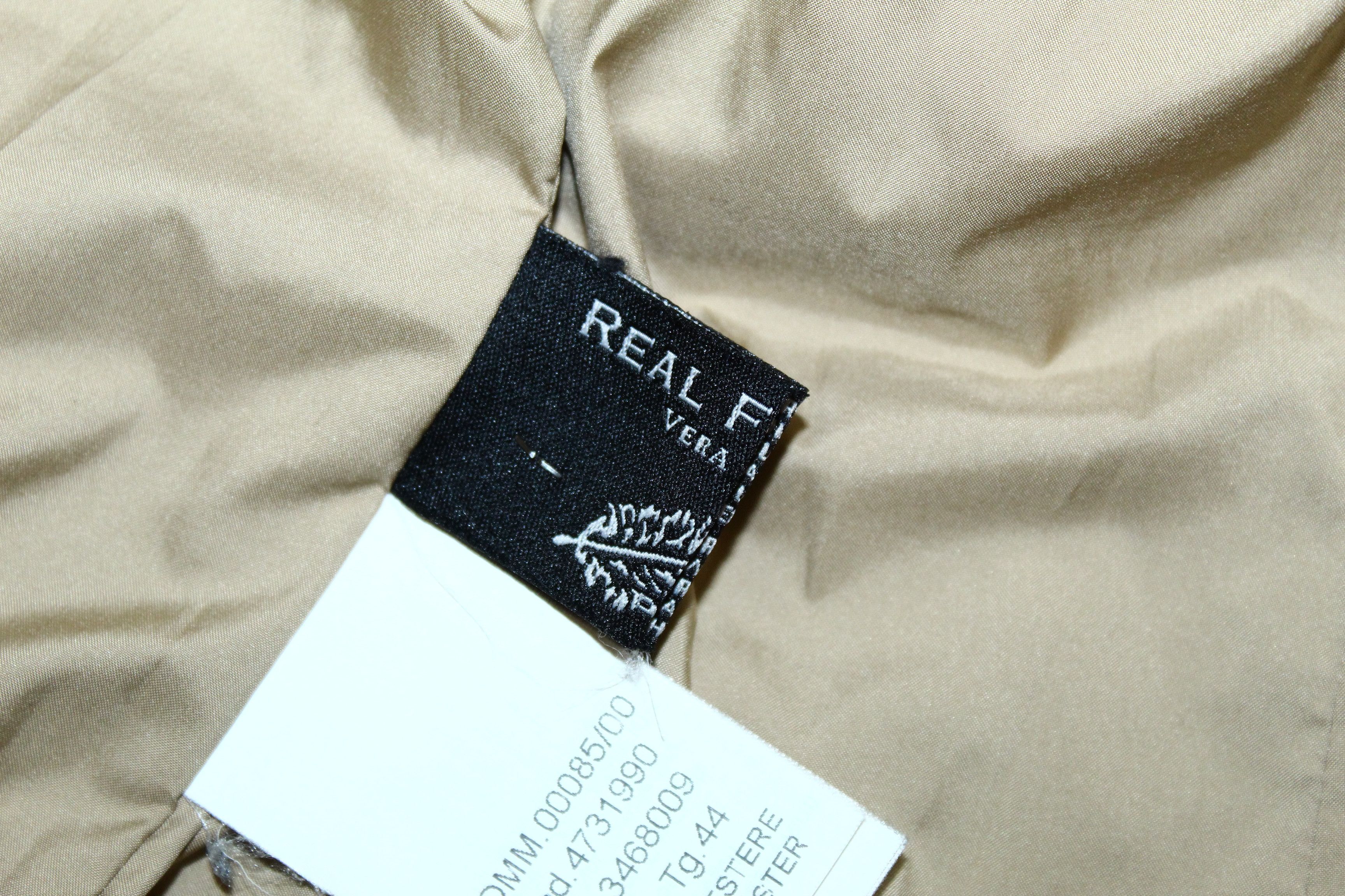 Salvatore Ferragamo 19.70 Genuine wear Real Feather quilted padded jacket Size M / US 6-8 / IT 42-44 - 16 Thumbnail