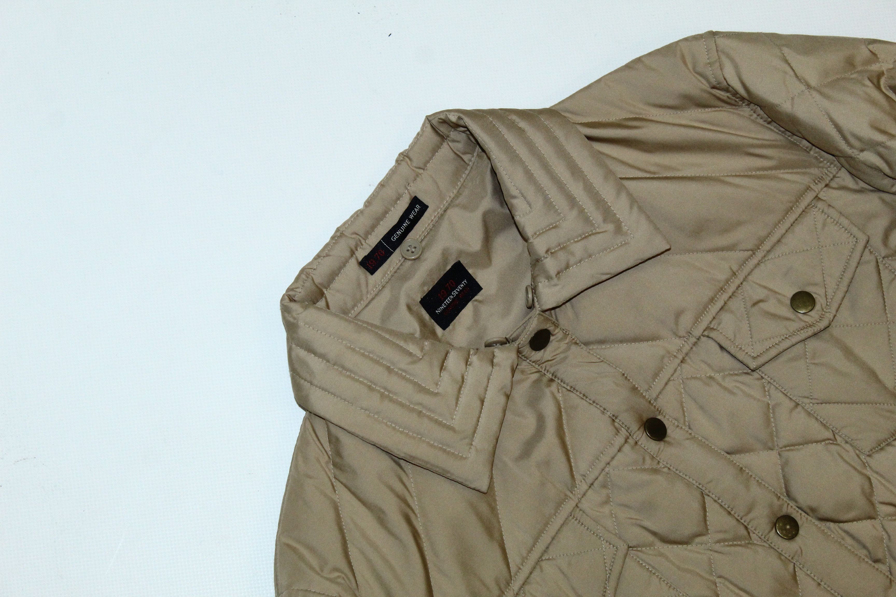 Salvatore Ferragamo 19.70 Genuine wear Real Feather quilted padded jacket Size M / US 6-8 / IT 42-44 - 7 Thumbnail