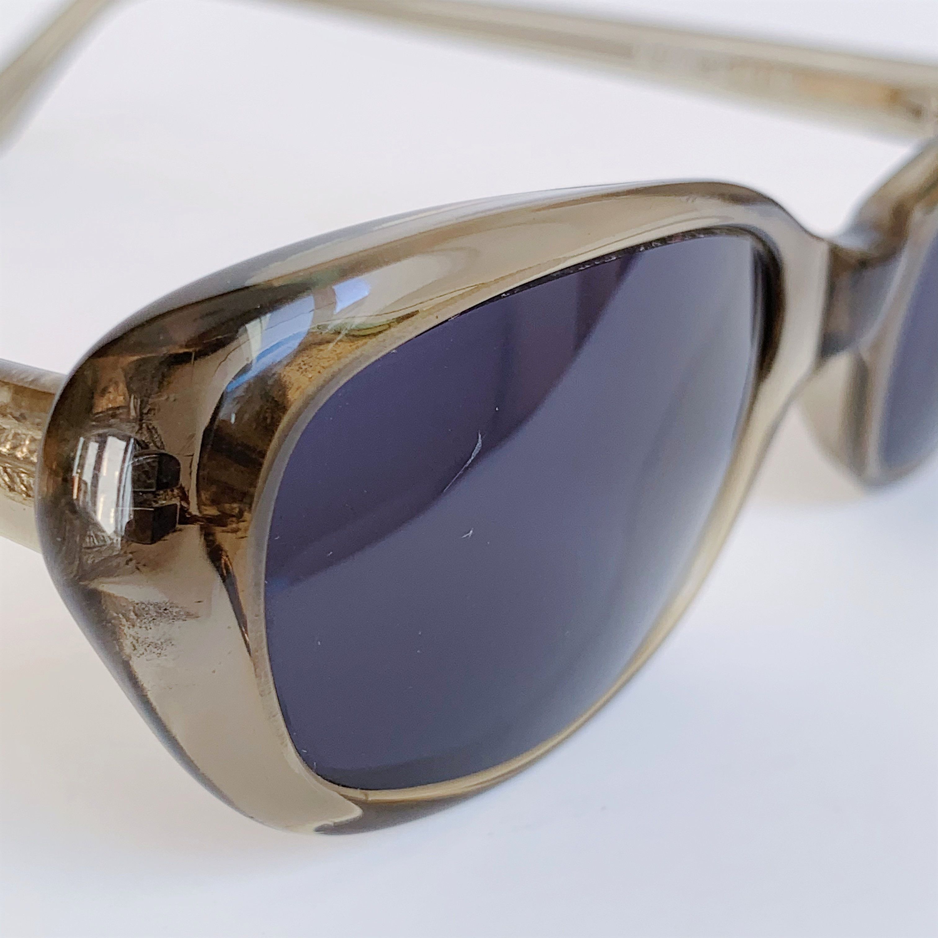 Vintage Karl Wagner Vintage Rectangle Sunglasses Clear Green 00's Size ONE SIZE - 5 Thumbnail
