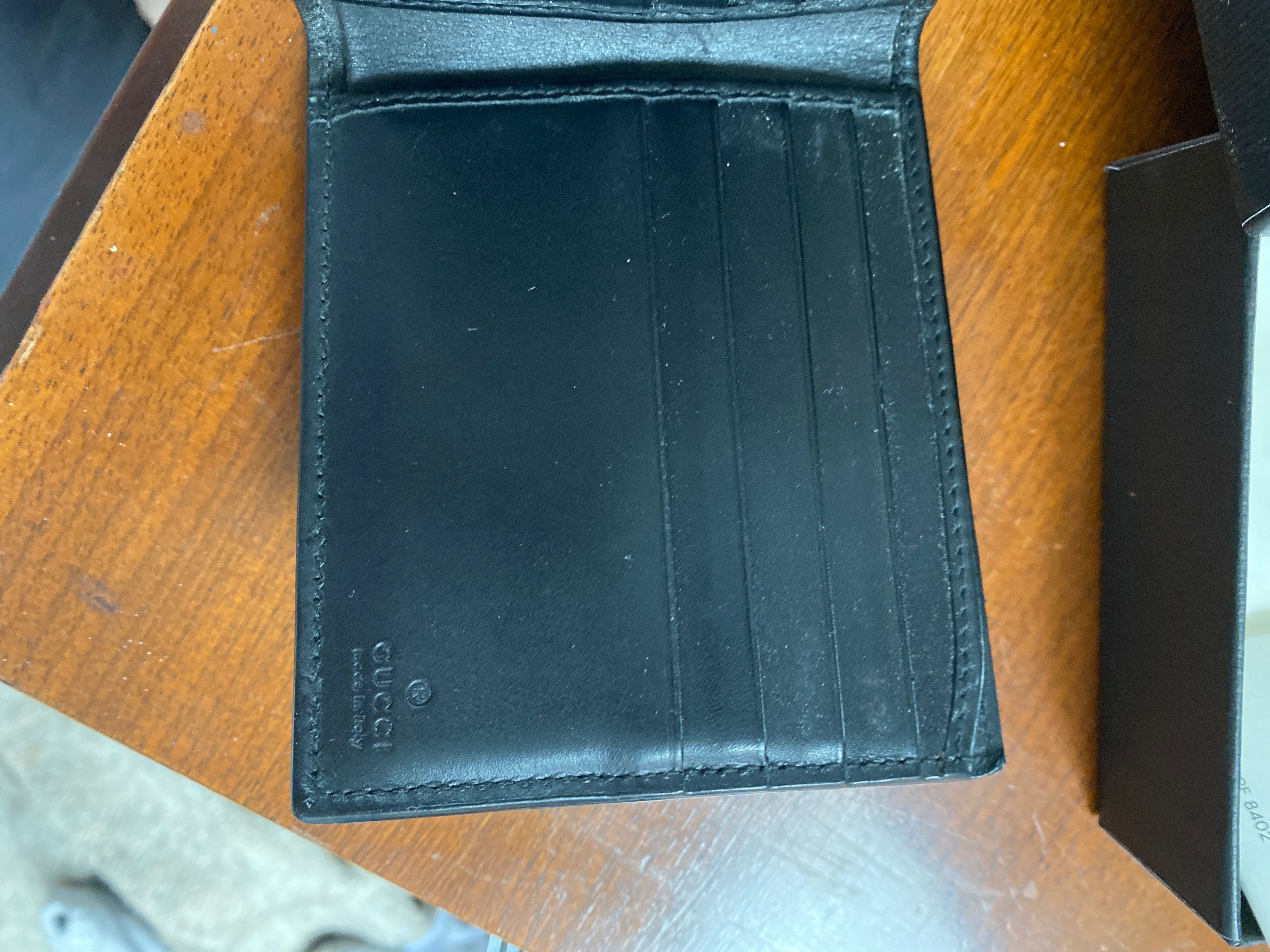 Gucci Leather Signature Monogram Bifold Wallet Size ONE SIZE - 4 Thumbnail