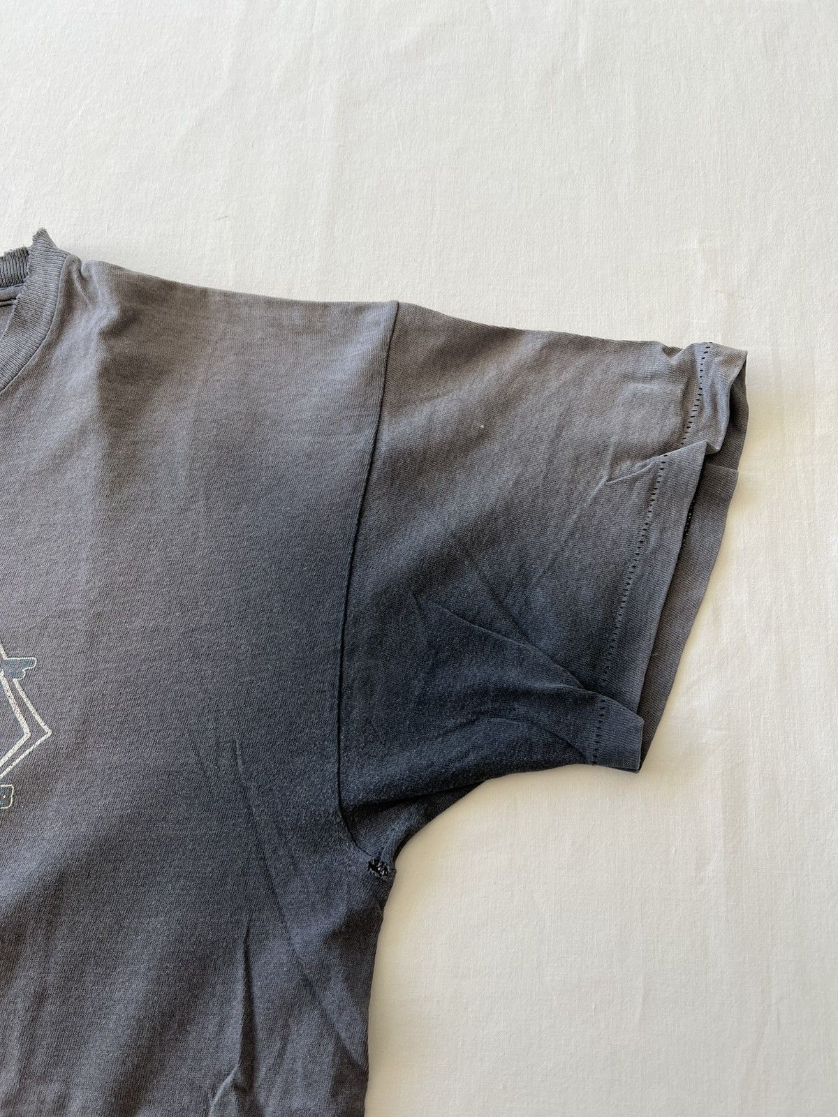 Body Glove × Vintage Vintage 1995 Body Glove Thrashed Faded Black Tee (Surf Style Size US XL / EU 56 / 4 - 10 Thumbnail