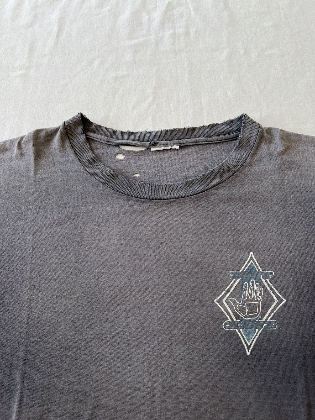 Body Glove × Vintage Vintage 1995 Body Glove Thrashed Faded Black Tee (Surf Style Size US XL / EU 56 / 4 - 6 Thumbnail