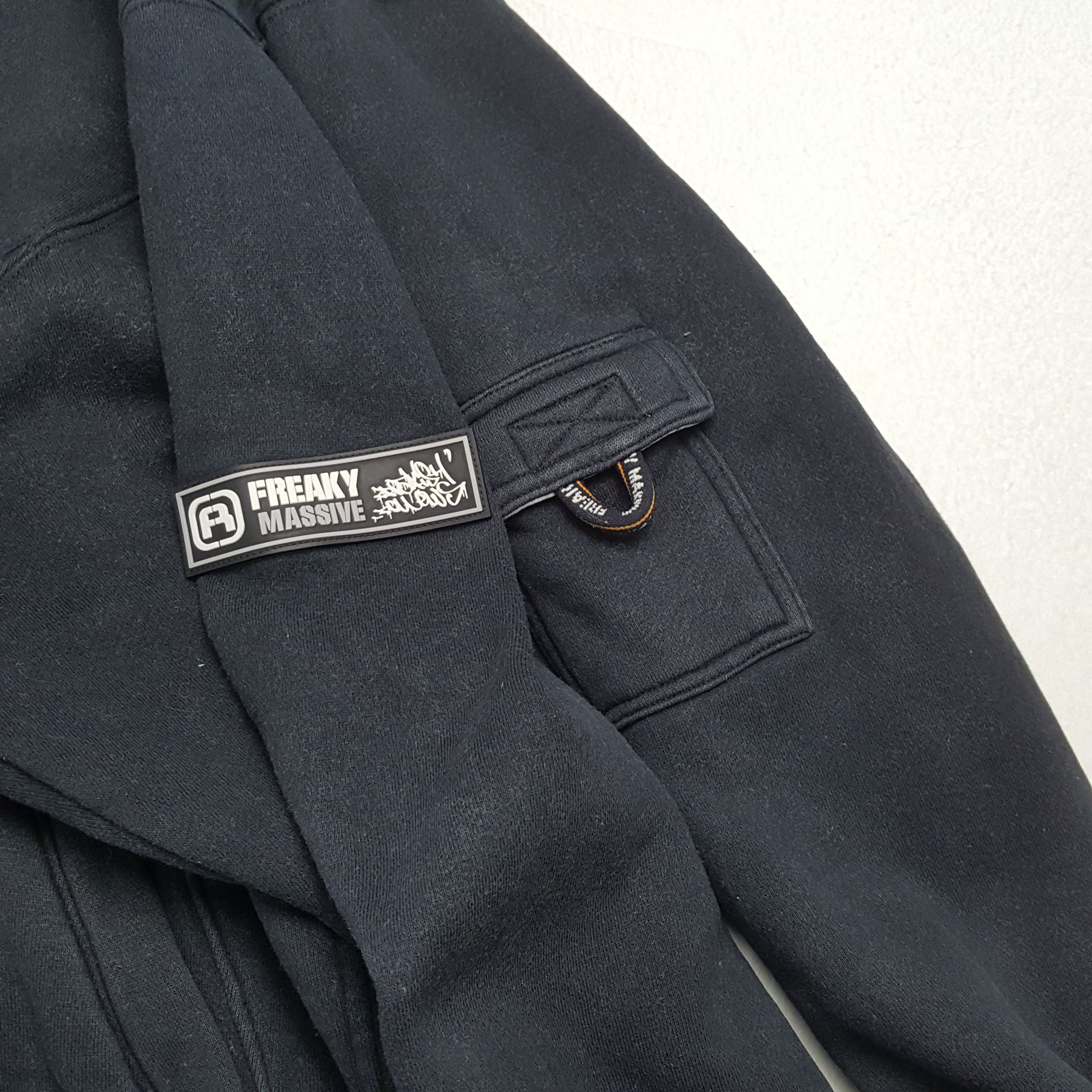 Vintage FREAKY MASSIVE Streetwear Style Varsity Jacket Size US XXL / EU 58 / 5 - 8 Thumbnail