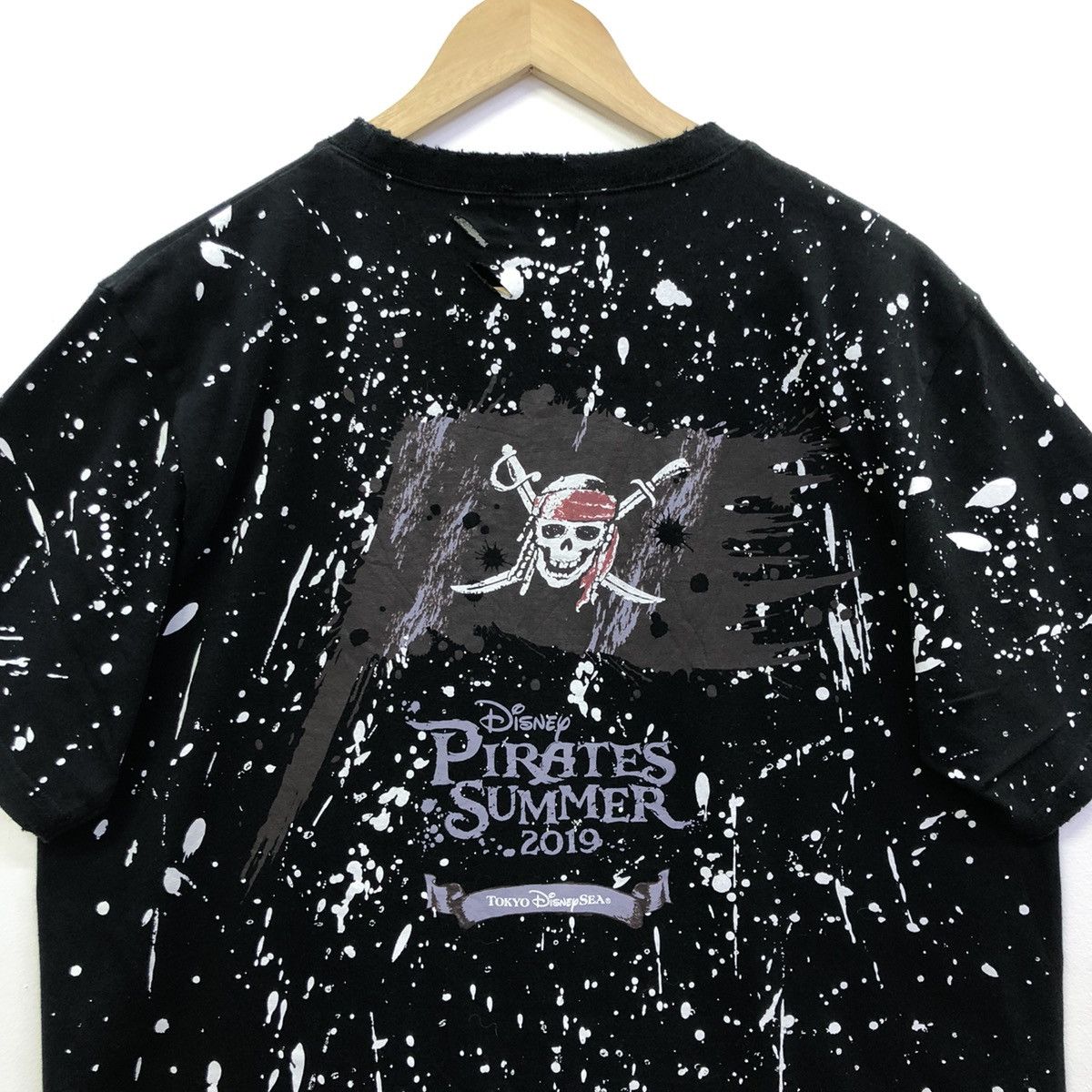 Cartoon Network ‘Rare!! Disney Pirate Summer 2019 T-shirt Size US L / EU 52-54 / 3 - 3 Thumbnail