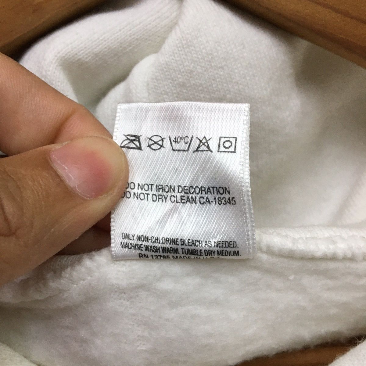 Cartoon Network × Fruit Of The Loom Pingu Cartoon Vintage Hoodie Size US M / EU 48-50 / 2 - 10 Thumbnail