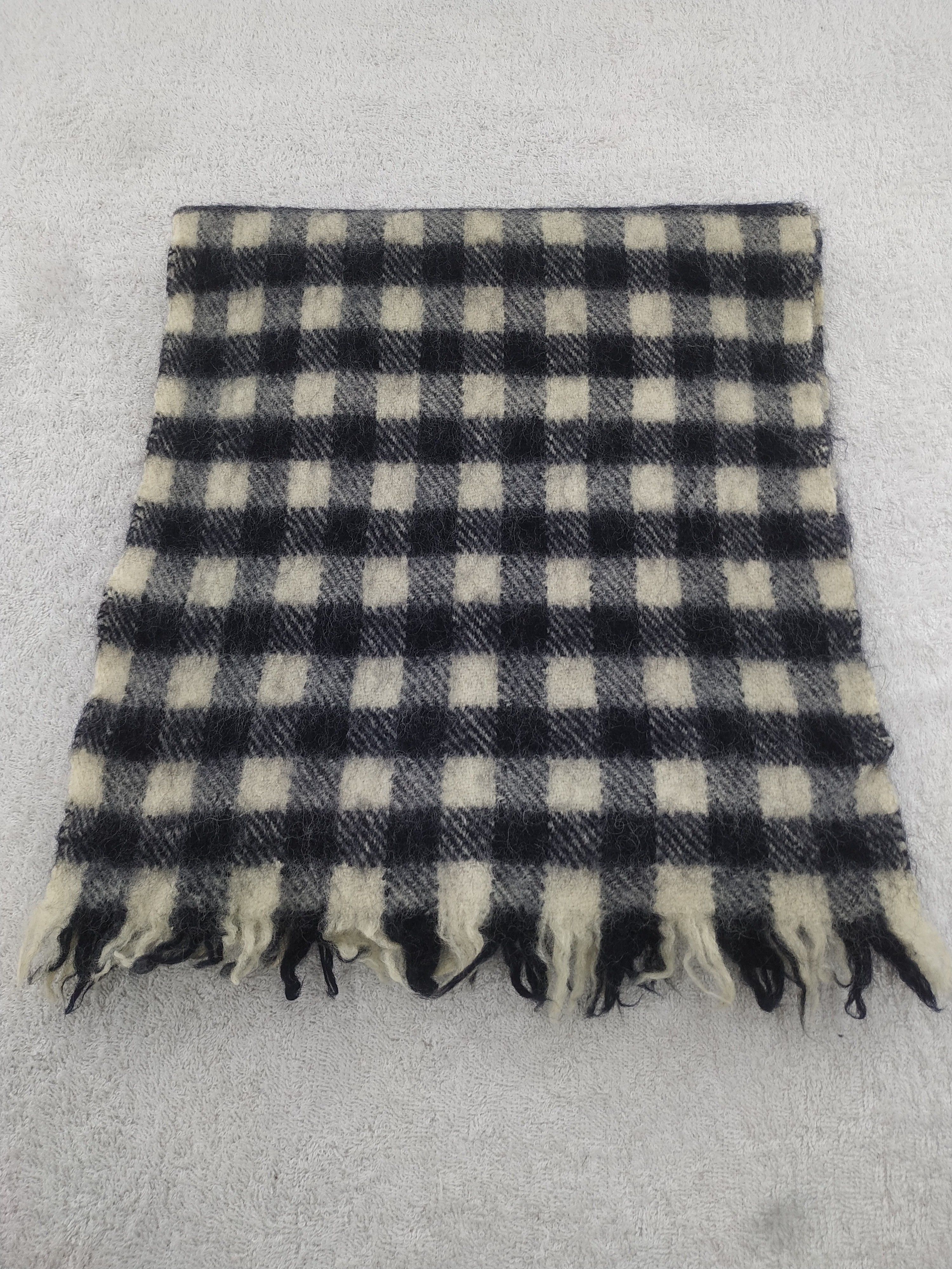 PPFM PPFM Scarf / Muffler / Neckwear Size ONE SIZE - 3 Thumbnail
