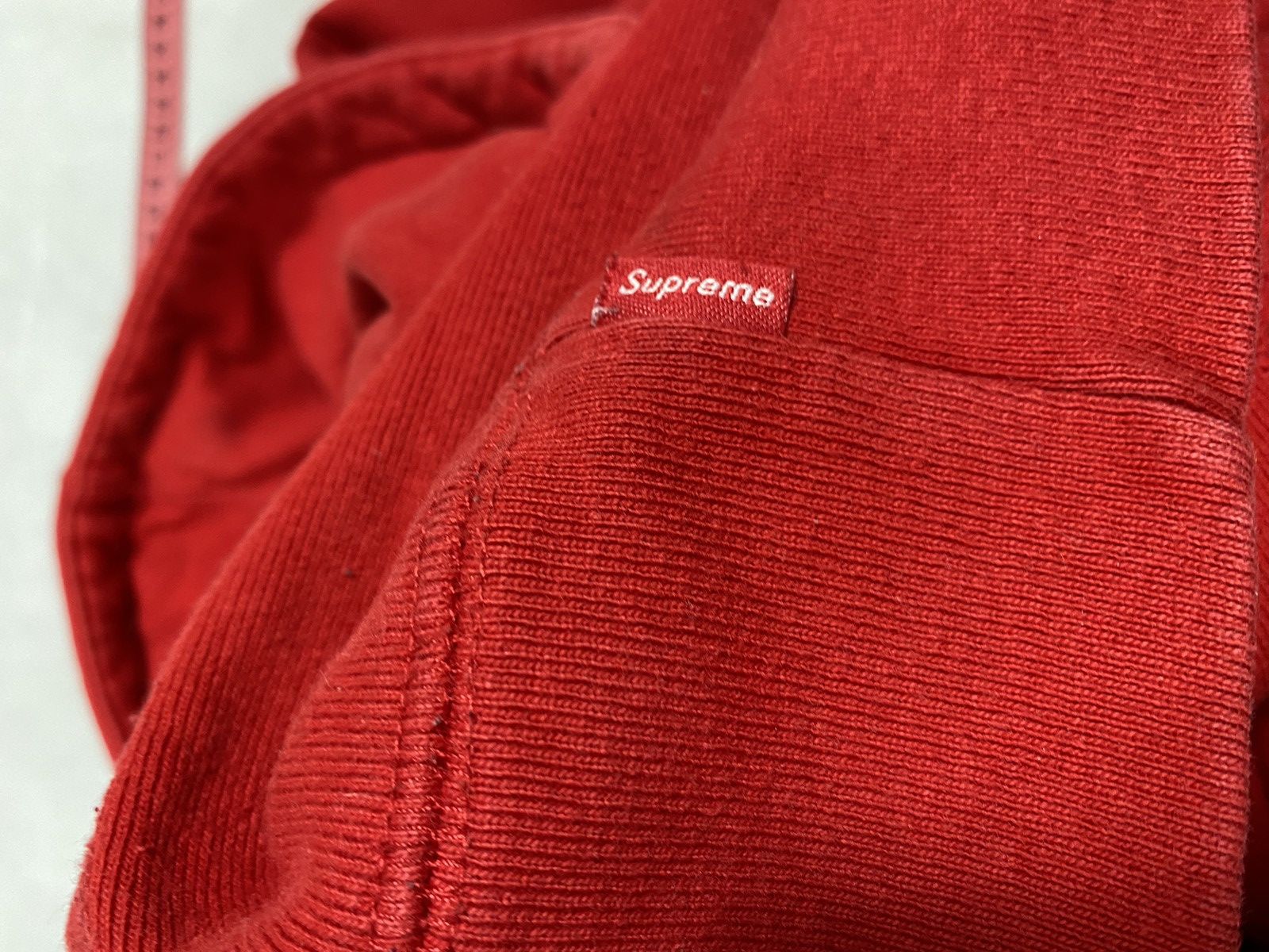 Supreme Supreme red logo hoodie size L Size US L / EU 52-54 / 3 - 8 Thumbnail