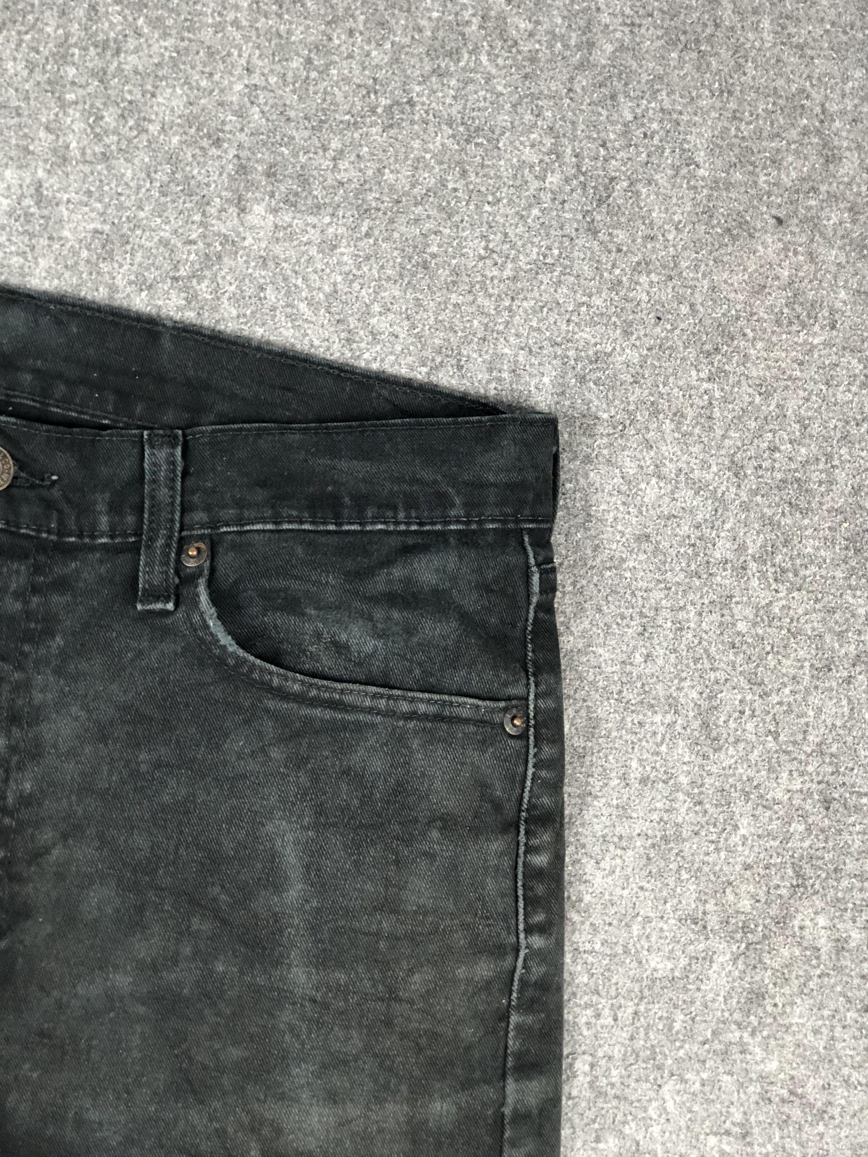 Levi's Vintage Levis 510 Faded Black Jeans DP2268 Size US 33 - 12 Thumbnail