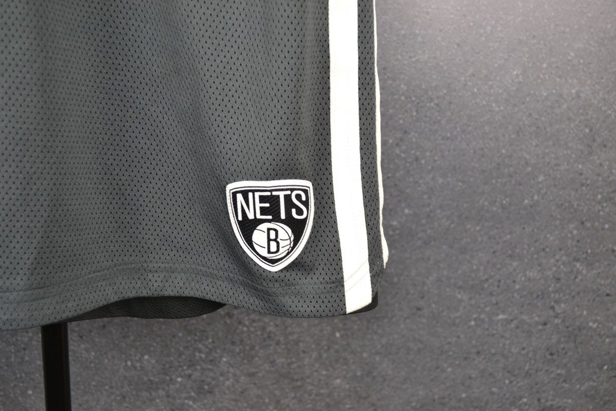 NBA Brooklyn Nets NBA adidas shorts basketball Size US 36 / EU 52 - 4 Thumbnail