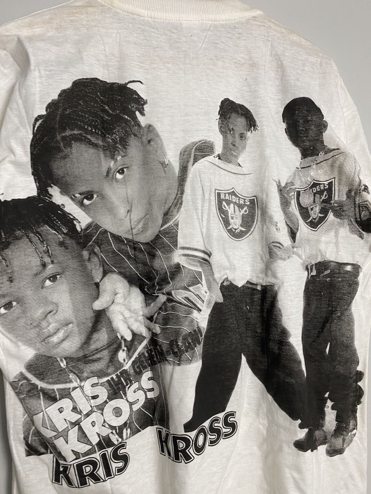 Band Tees Rare Vintage 90s Kriss Kross Rap Hip Hop Band T shirt Size US L / EU 52-54 / 3 - 4 Thumbnail