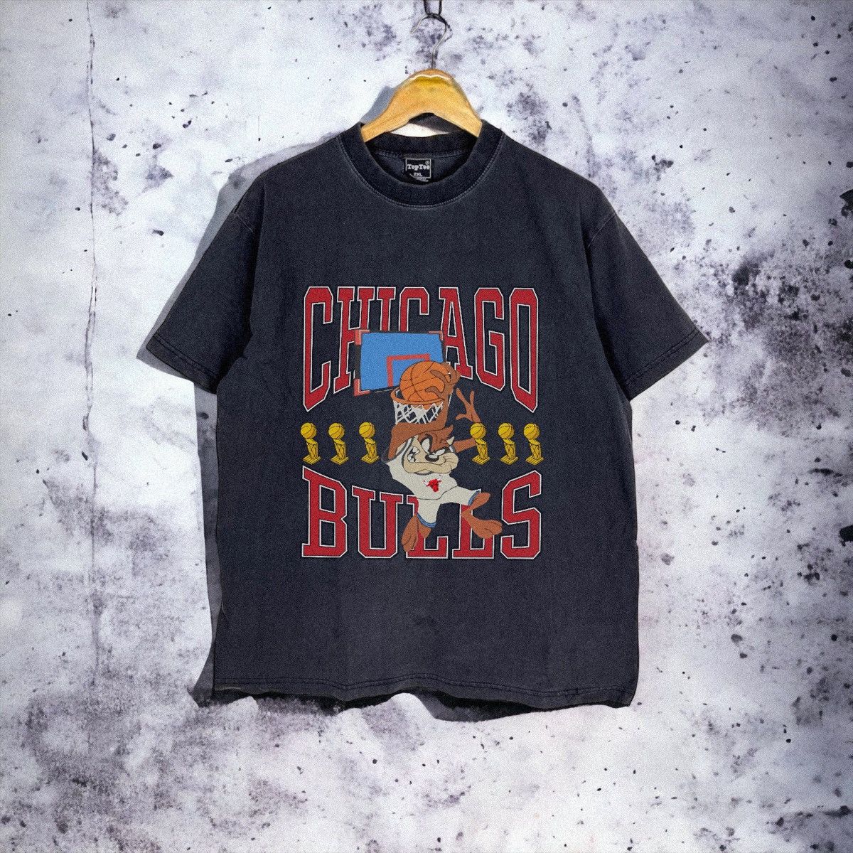 NBA × Vintage Vintage NBA Chicago Bulls looney tunes taz 1995 tee custom Size US XXL / EU 58 / 5 - 2 Thumbnail