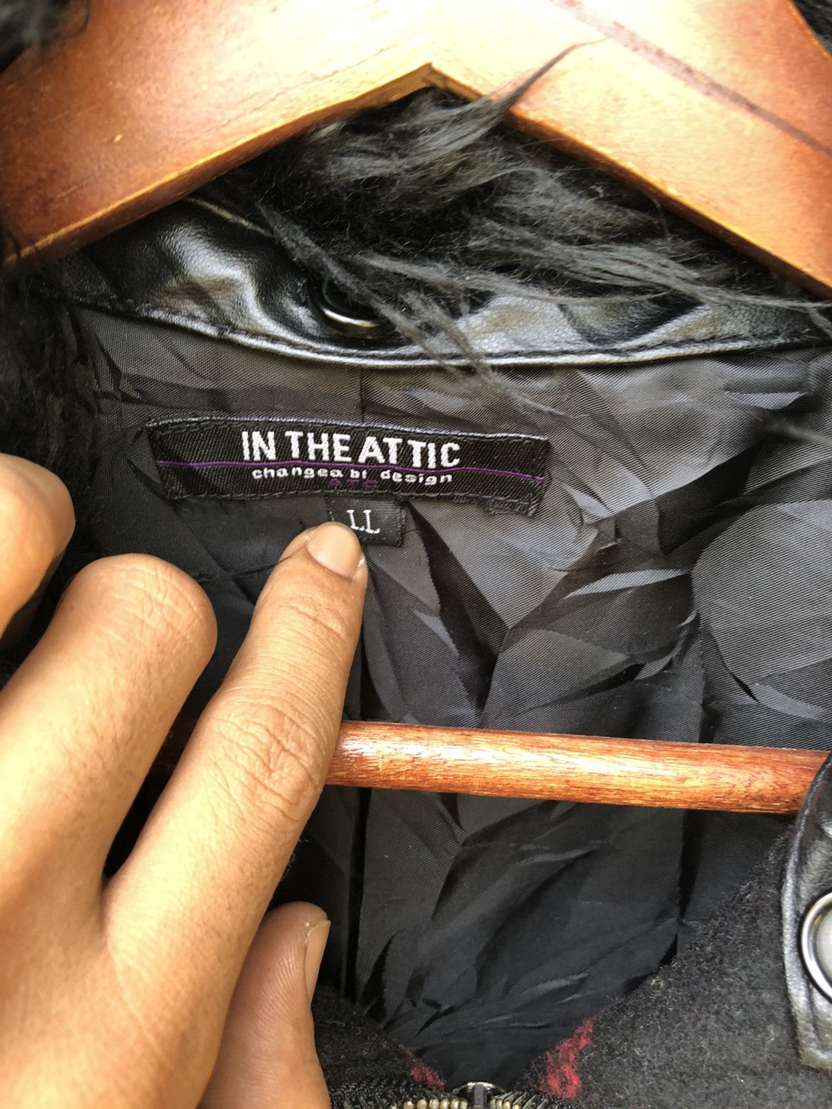 In The Attic 💥JAPANESE IN THE ATTIC REMOVABLE HOODIE TARTAN PRINTED Size US M / EU 48-50 / 2 - 3 Thumbnail