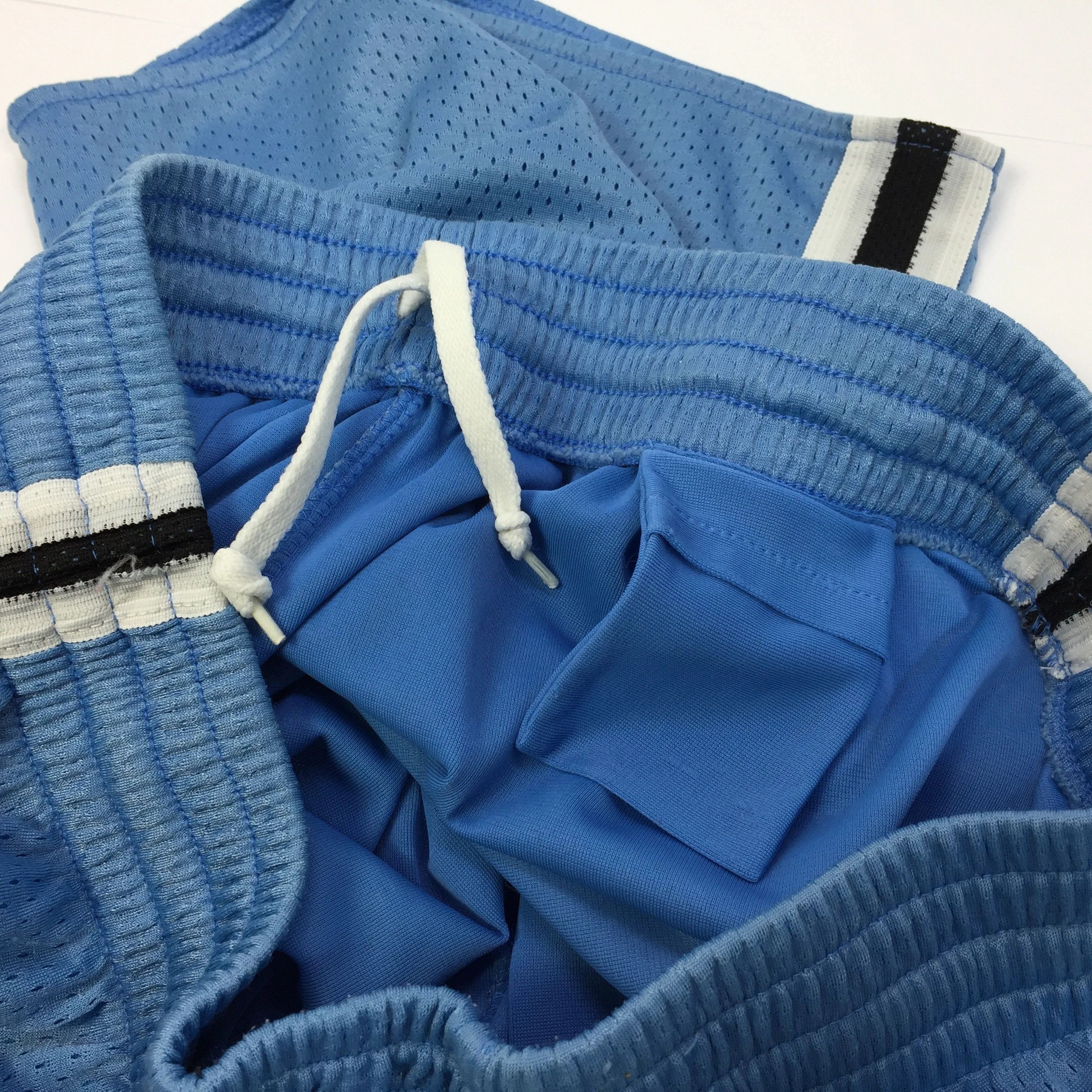 Nike × Vintage Vintage Nike Mini Swoosh Logo Basketball Nylon Shorts Size US 32 / EU 48 - 5 Thumbnail