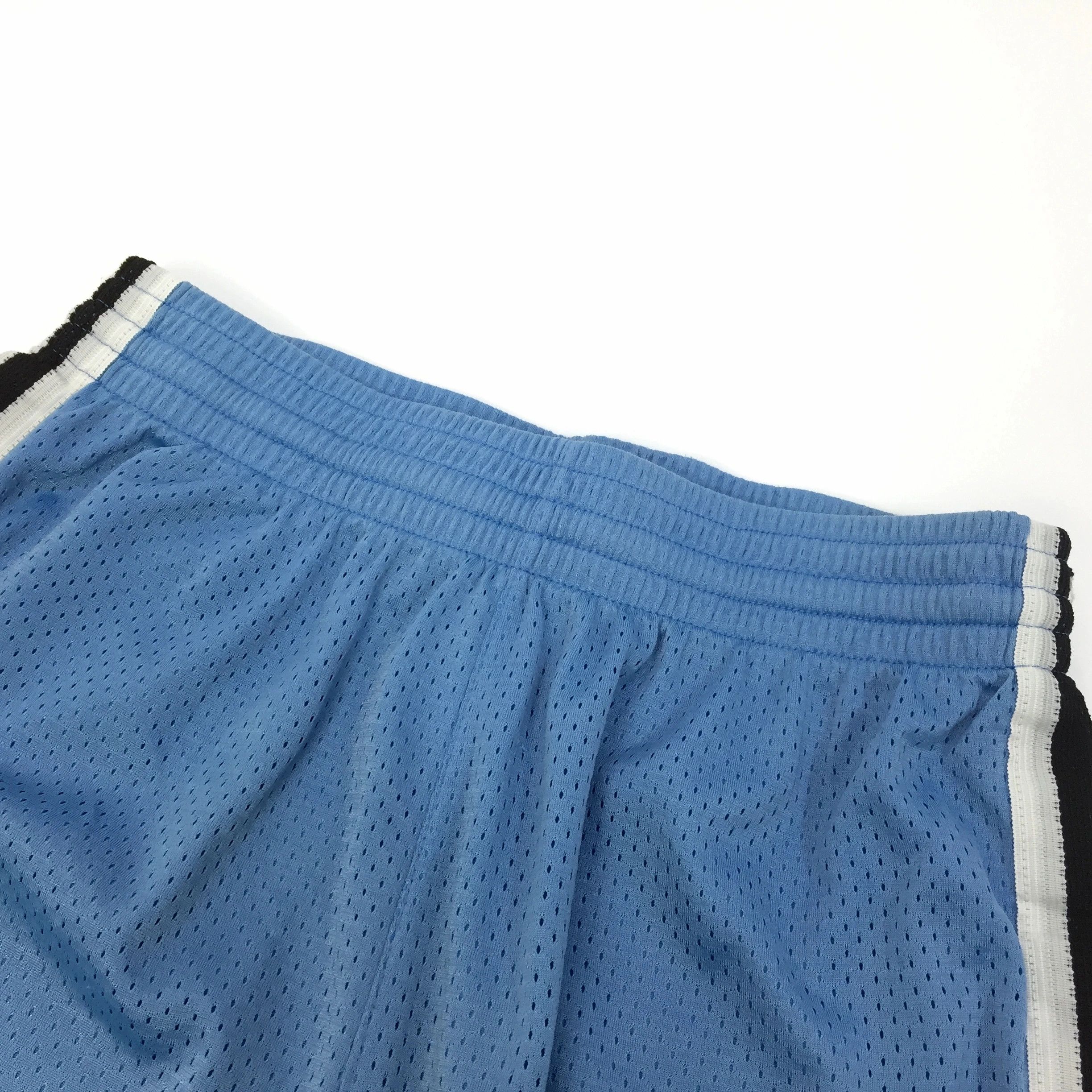 Nike × Vintage Vintage Nike Mini Swoosh Logo Basketball Nylon Shorts Size US 32 / EU 48 - 4 Thumbnail